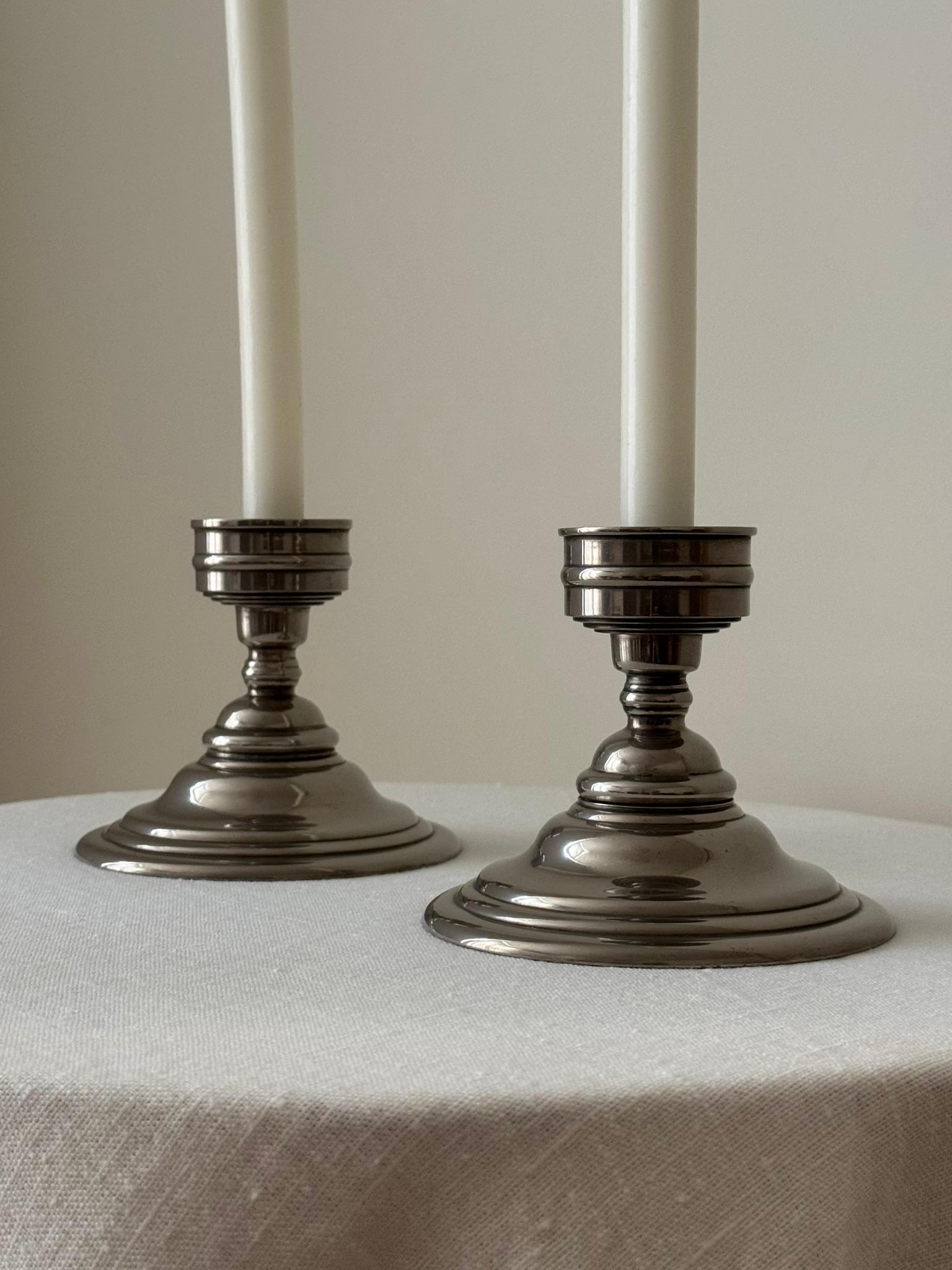 Silberne Metall-Kerzenständer, ca. 1930er Jahre im Zustand „Gut“ im Angebot in Bristol, GB