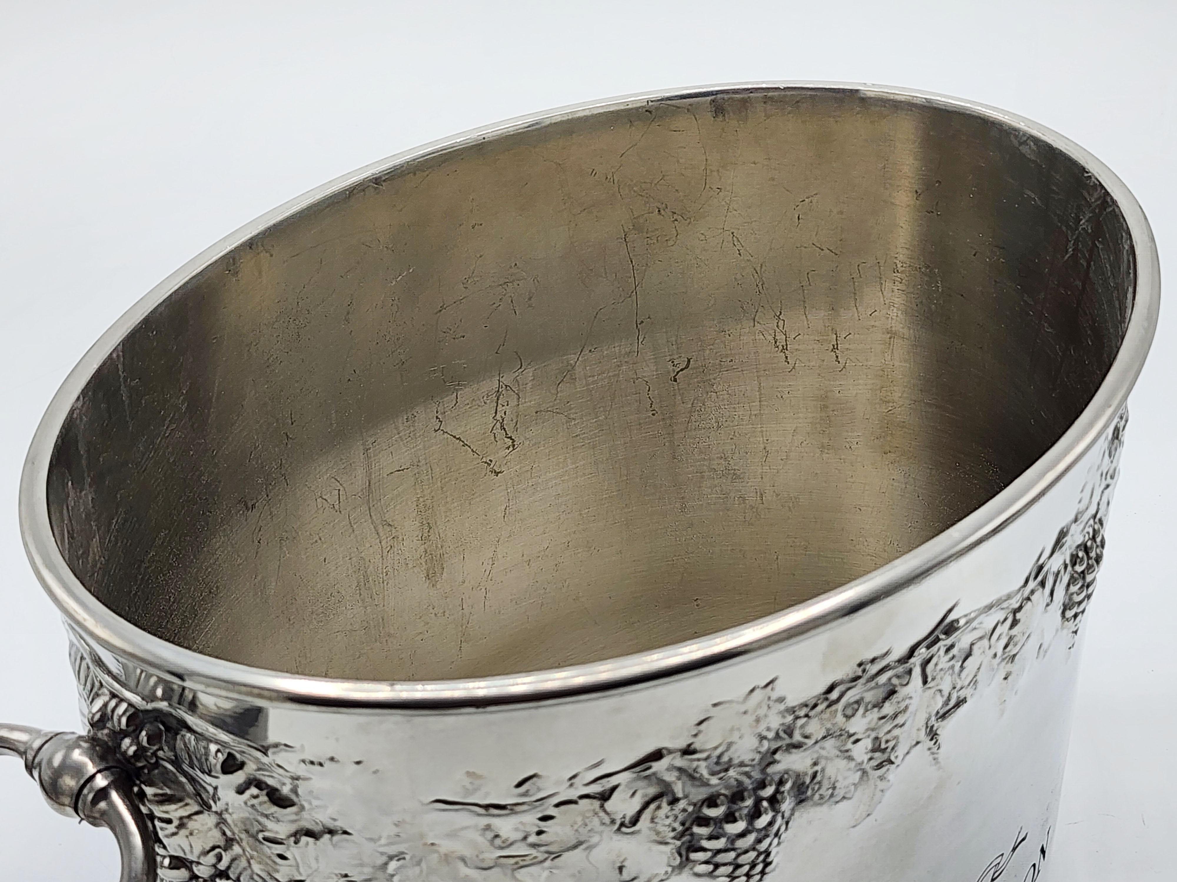 20th Century Silver metal champagne bucket by MOET & CHANDON For Sale