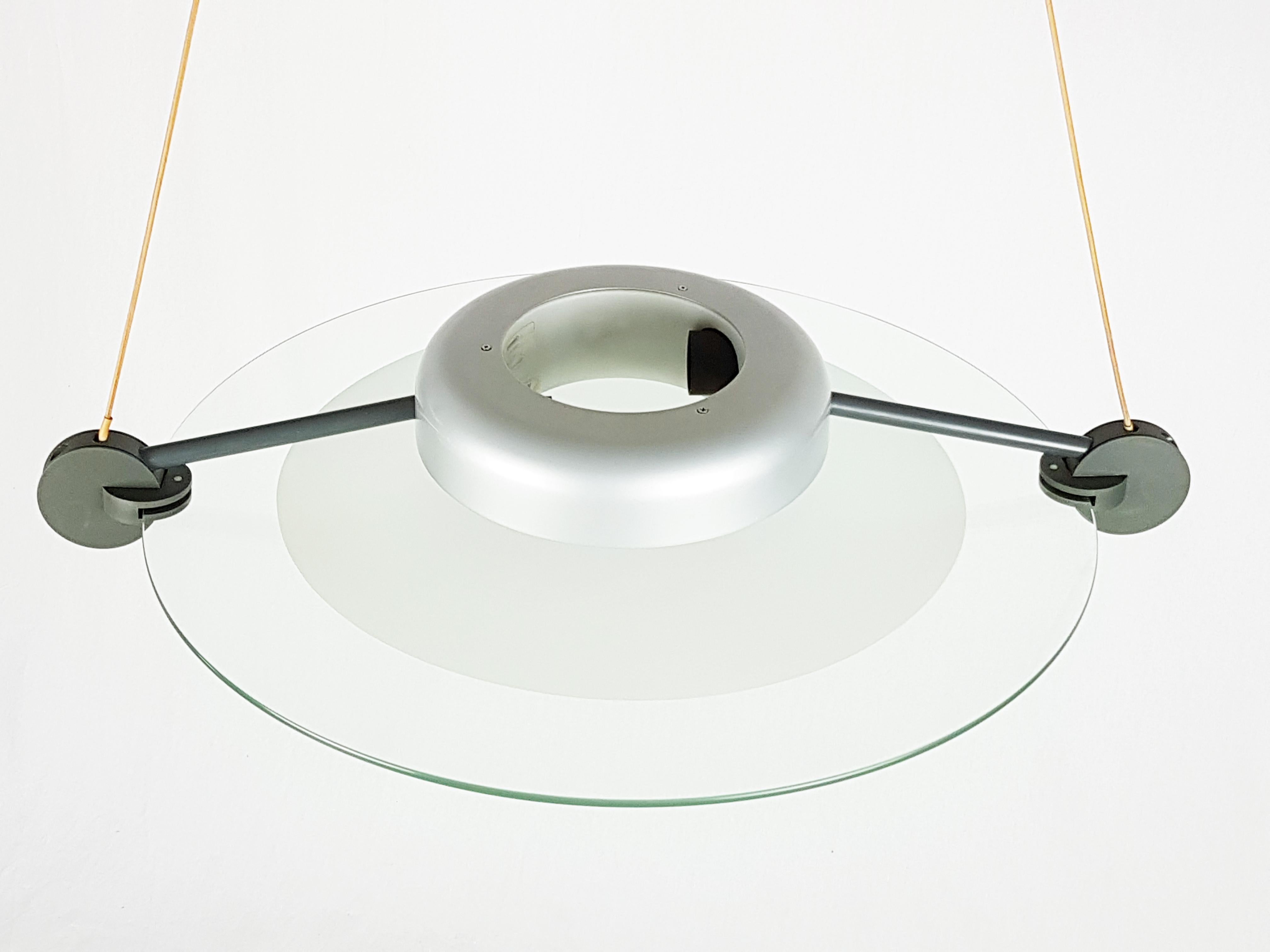 Late 20th Century Silver Metal and Sandblasted Glass 1985 Cyclos Pendant by De Lucchi for Artemide For Sale