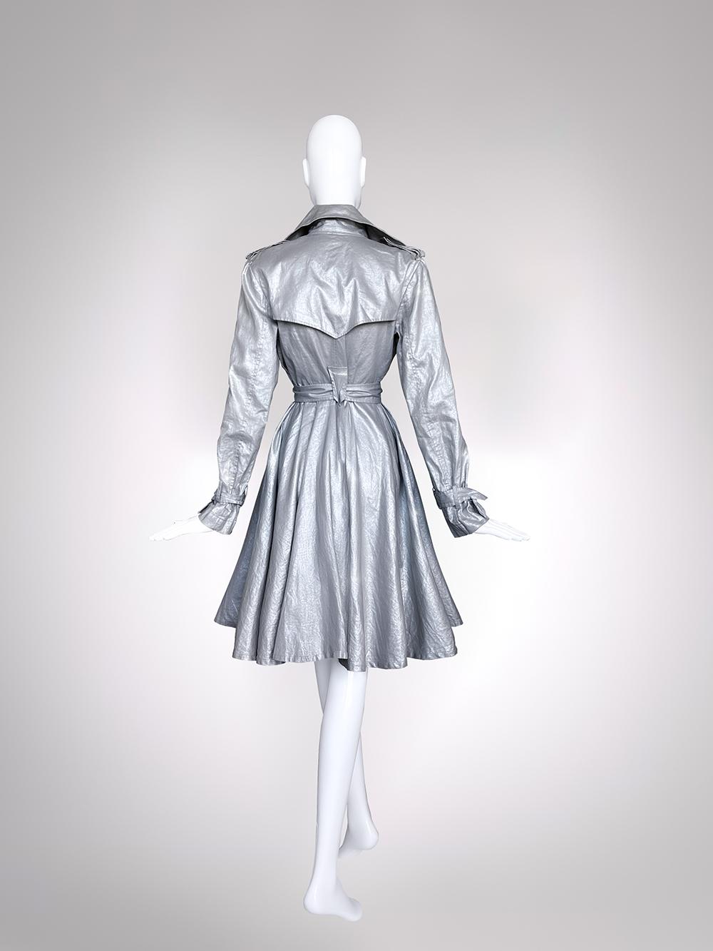 Giacca trench metallizzata Silver In condizioni buone in vendita a Berlin, BE