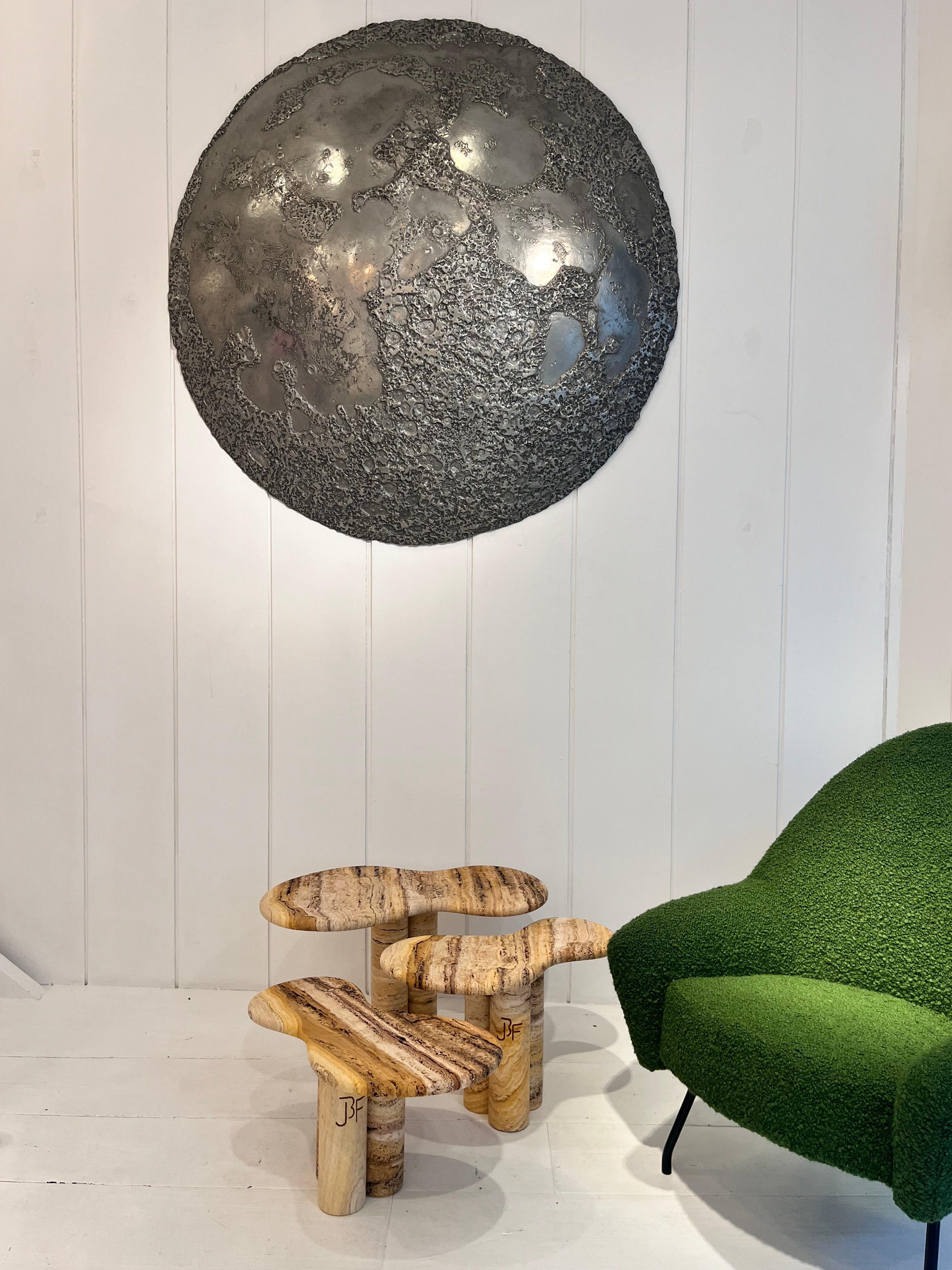 Silver moon wall-mounted sculpture In Excellent Condition For Sale In Saint-Ouen, FR