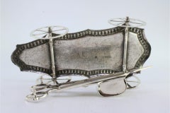 Silver morrões tray & scissors, pearly tray on 4 wheels