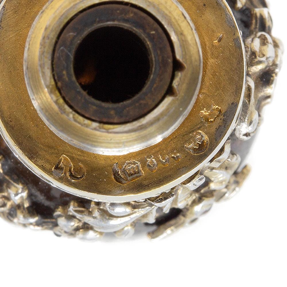 Vinaigrette en argent montée sur I John Johns, poinçonnée en Allemagne, Circa 1890 en vente 4