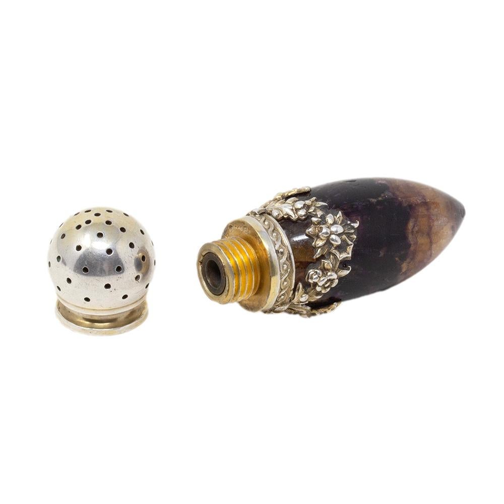 Vinaigrette en argent montée sur I John Johns, poinçonnée en Allemagne, Circa 1890 en vente 1