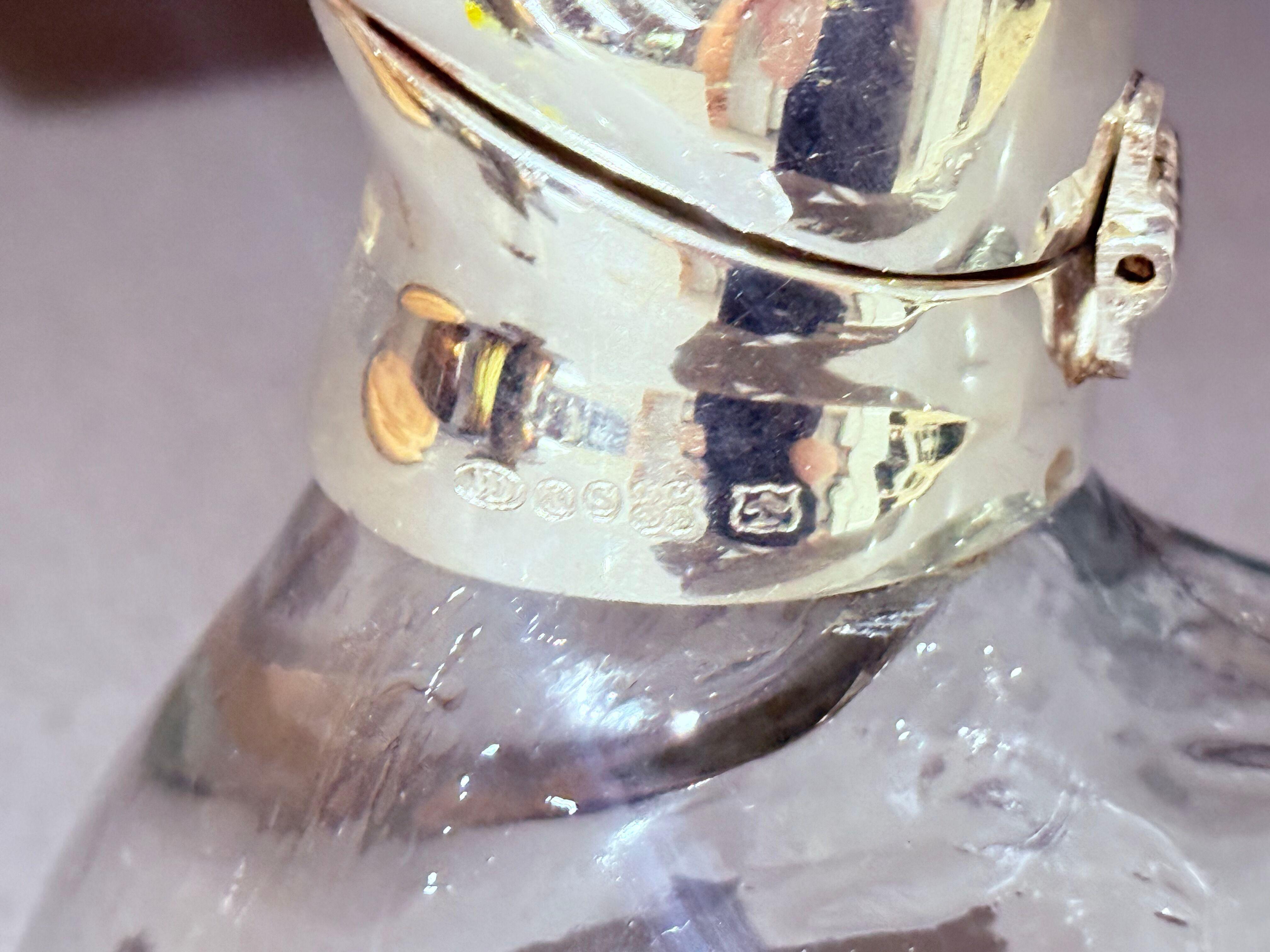 Intagliato Calamaio per anatre in vetro con montatura in argento, stile Art Nouveau inglese antico Itay in vendita