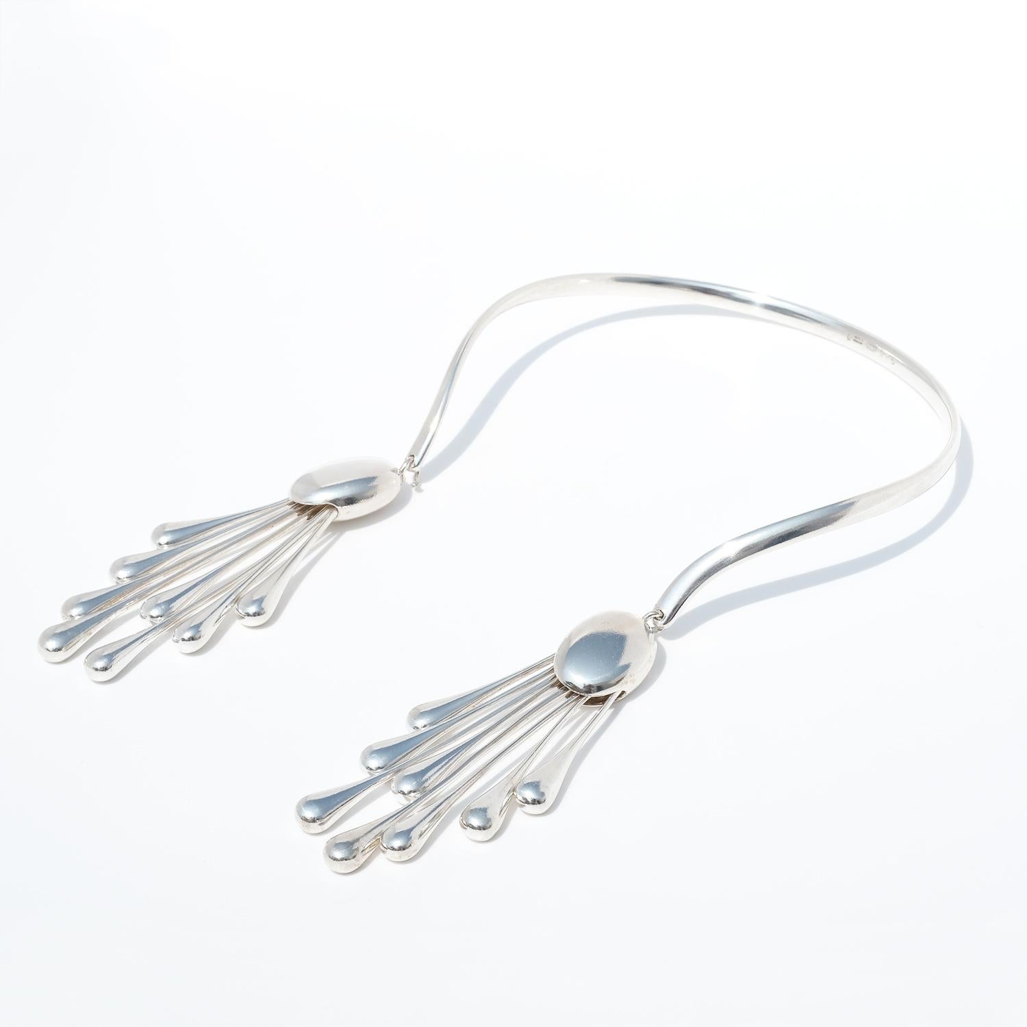 Silver Neck Ring by Astrid Fog for Georg Jensen, model 235. For Sale 3