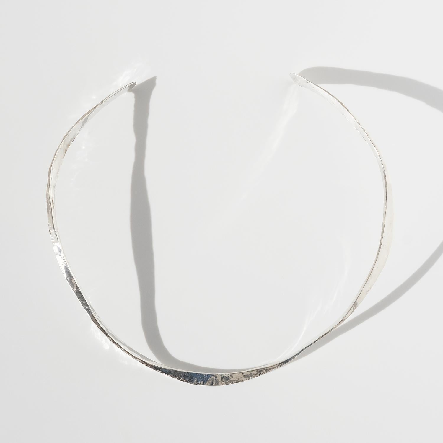 Silver Neck Ring by Swedish Silver-Smith Claës Giertta, Made Year 1970 For Sale 4