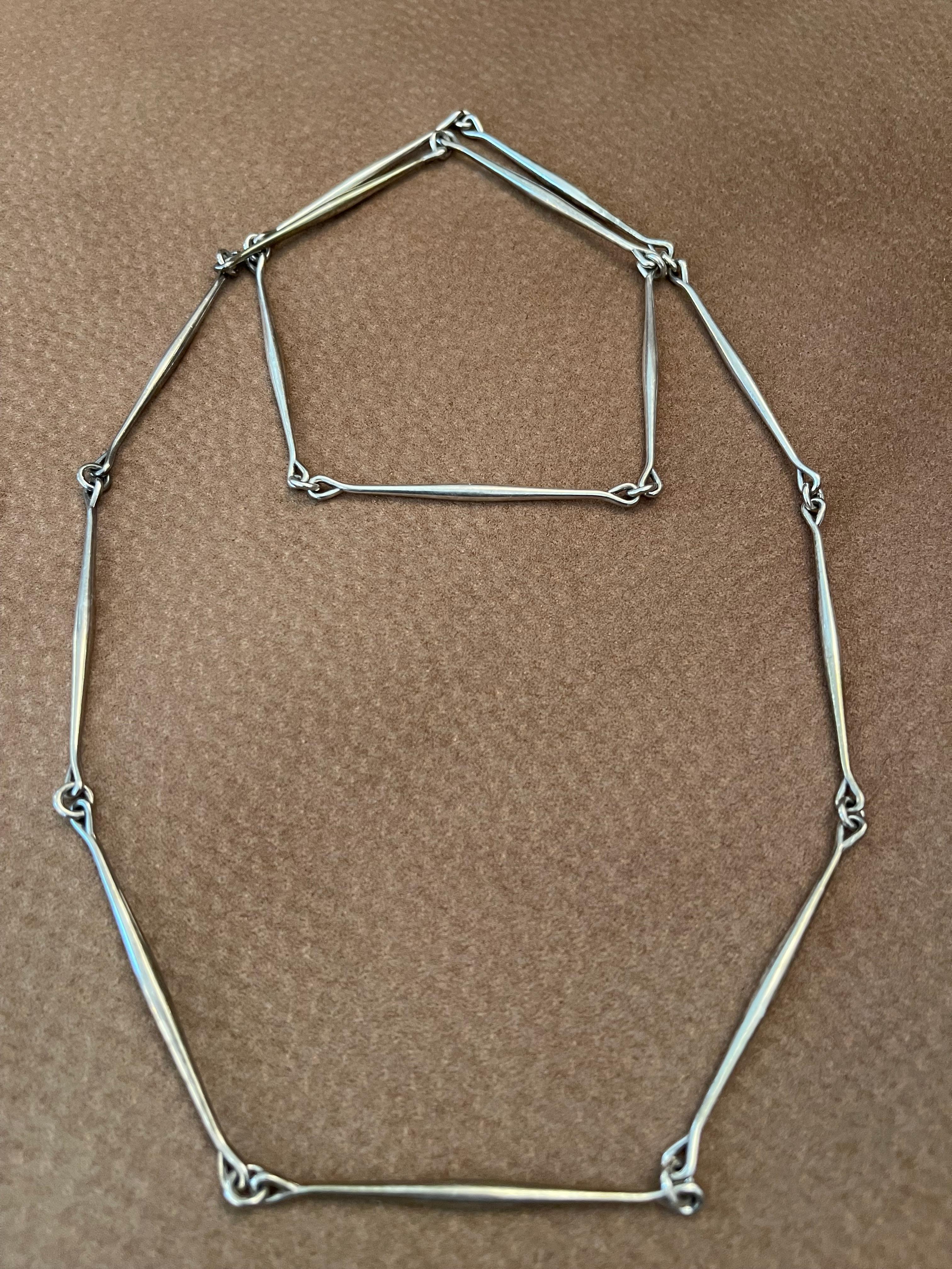 Metà XX secolo Collana in argento Astrid Fog Georg Jensen in vendita