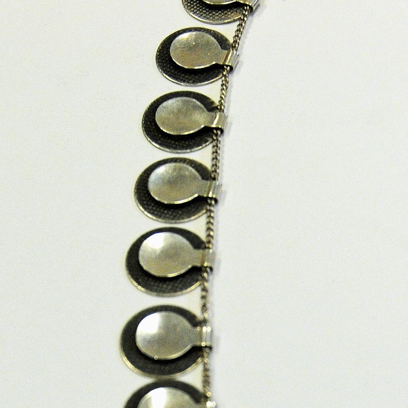 Silver vintage Necklace Guillocher Patterns by Grete P. Kittelsen 1950s, Norway In Good Condition In Stockholm, SE