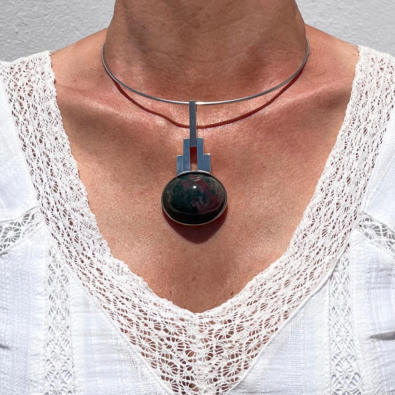 Collana in argento con pietra di diaspro realizzata nel 1967, Svezia in vendita 9