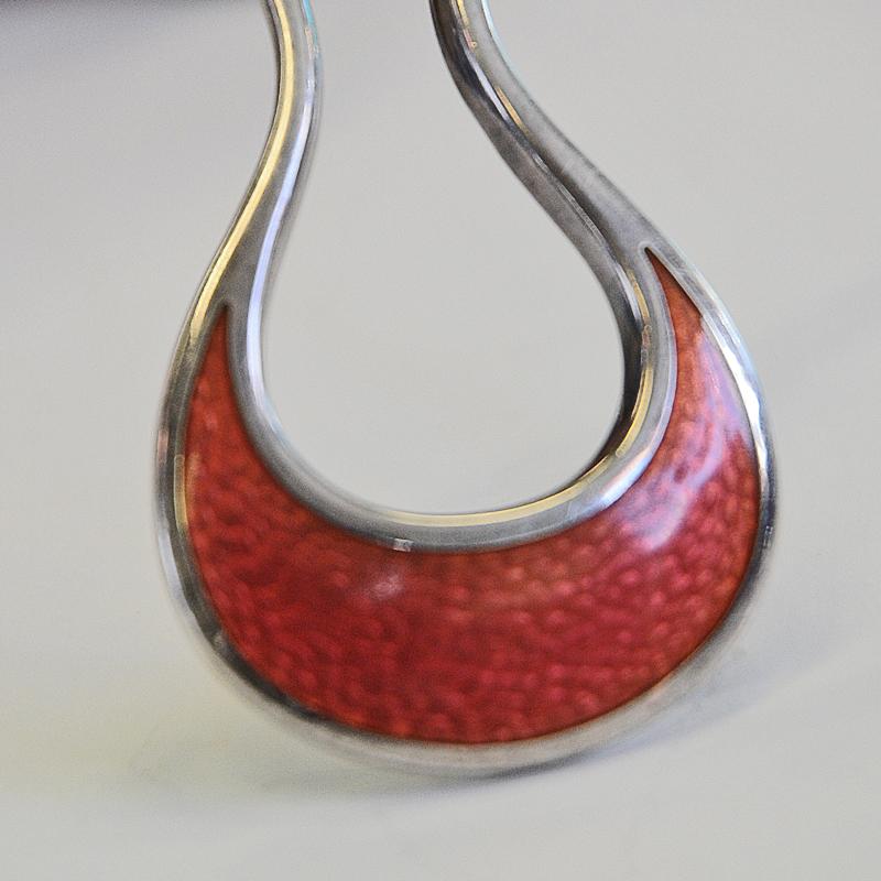 Scandinavian Modern Silver Necklace with Red Enameled Pendant by Pekka Piekäinen 1977, Finland