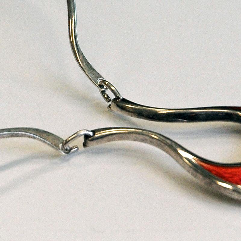 Mid-20th Century Silver Necklace with Red Enameled Pendant by Pekka Piekäinen 1977, Finland