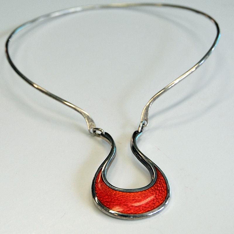 Silver Necklace with Red Enameled Pendant by Pekka Piekäinen 1977, Finland 1