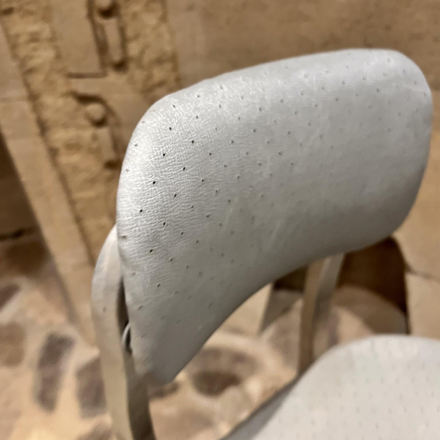 1950s Gio Ponti GoodForm Silver Industrial Tanker Chair Swivel Office en vente 8