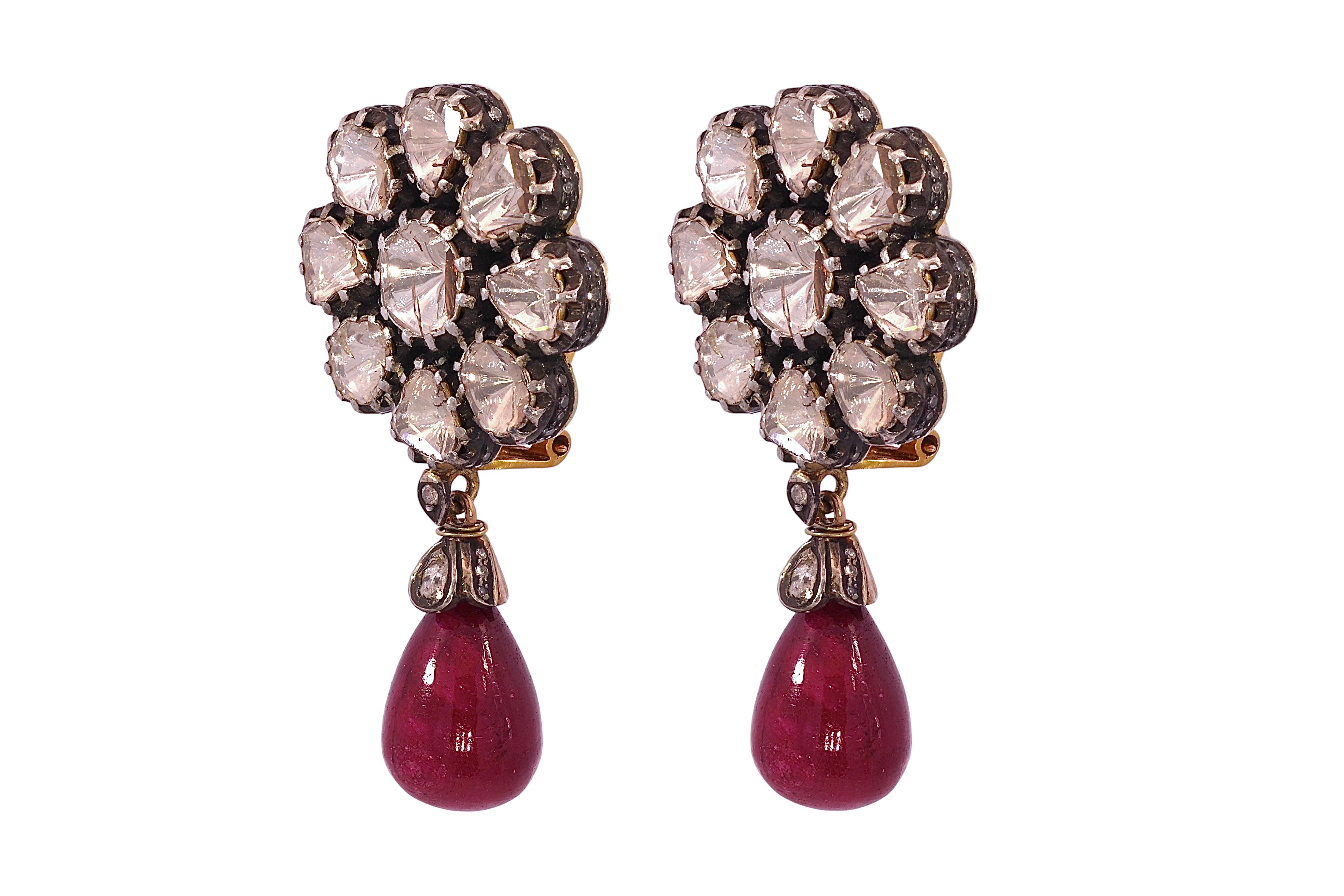 Silver on Gold Earrings With Rose Cut Diamonds in Flower Shape with Ruby  For Sale 1