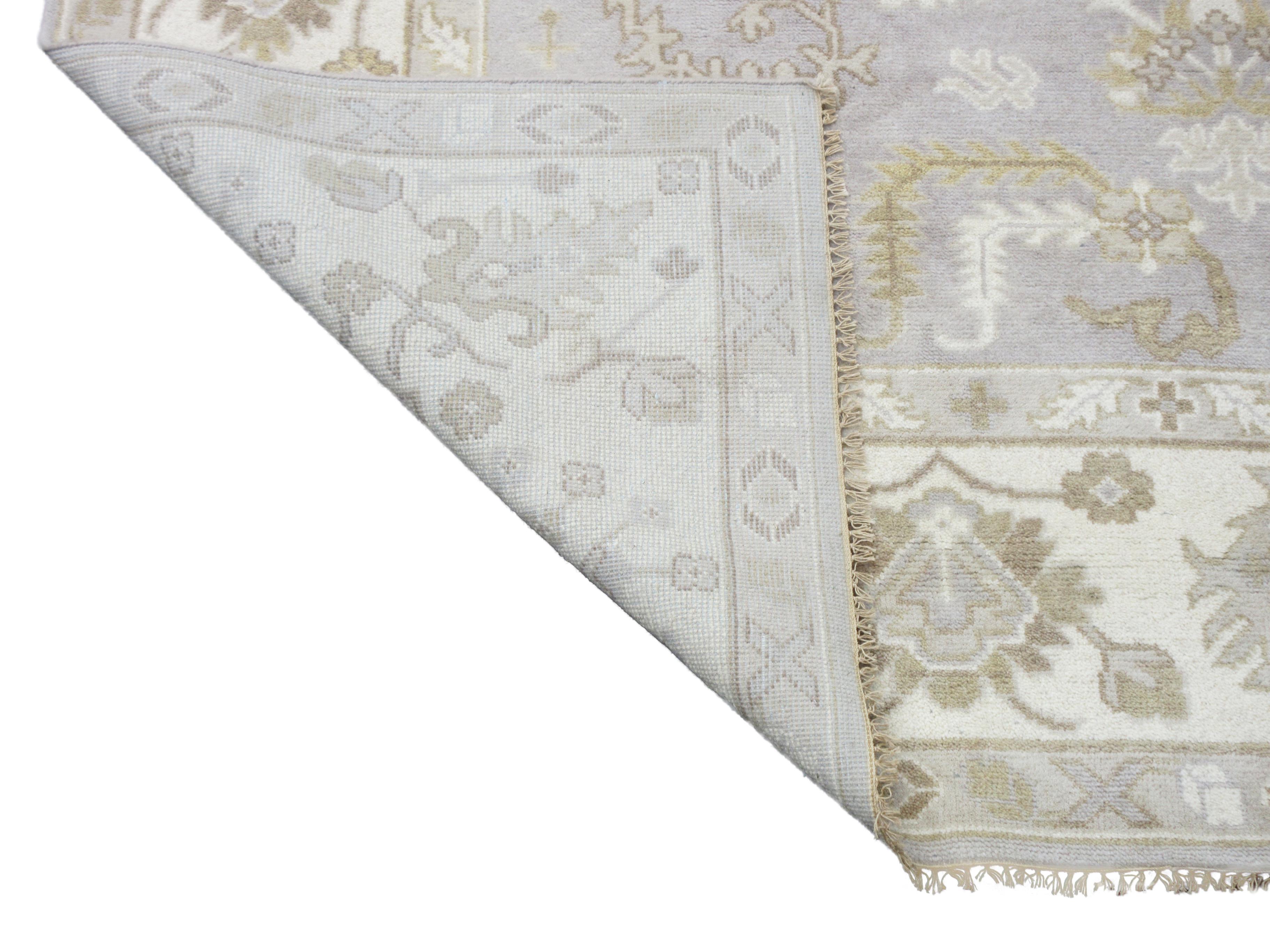 Silver Oushak Area Rug In New Condition For Sale In Laguna Hills, CA