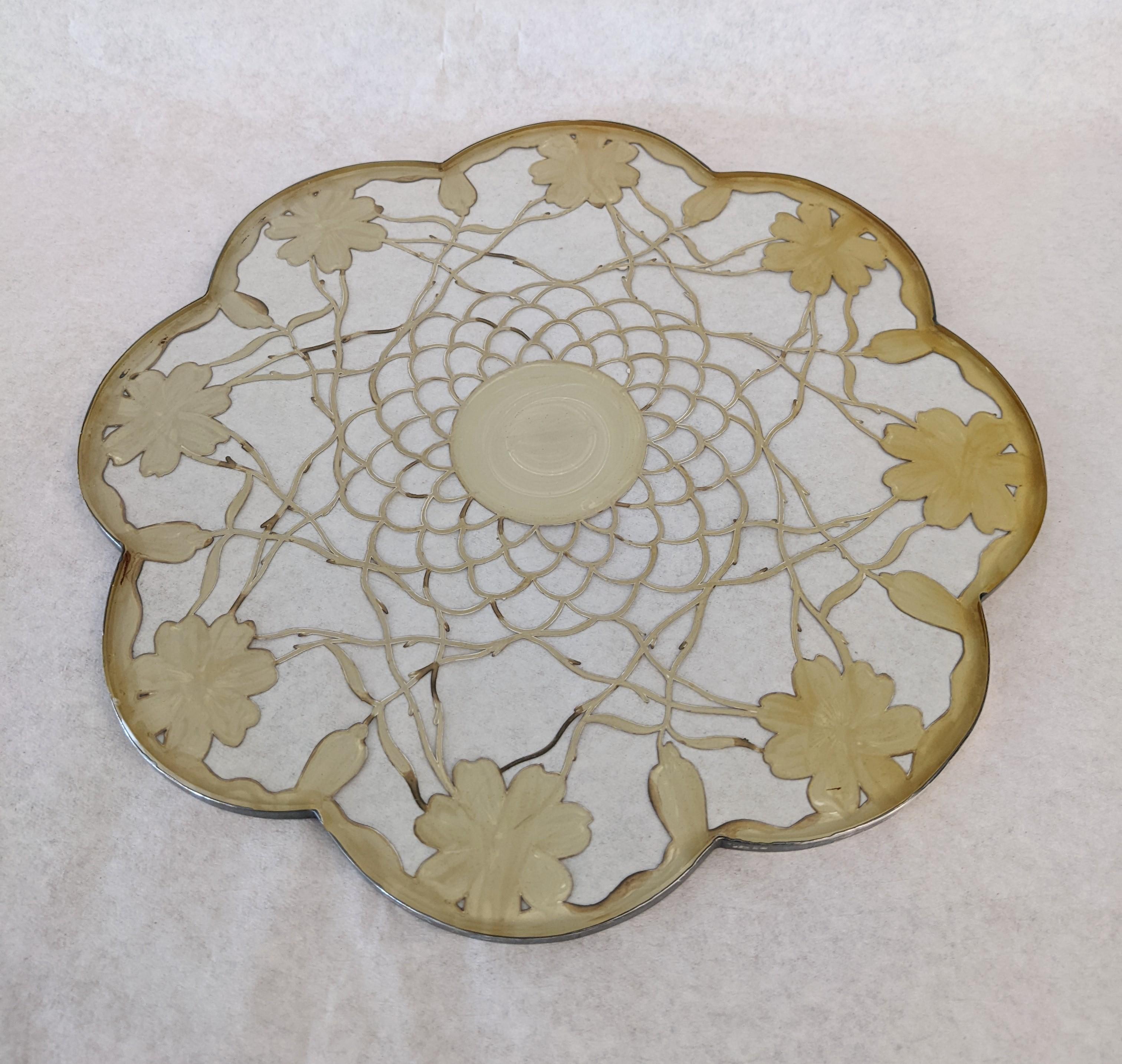Salvamanteles Art Nouveau de plata sobrepuesta Plata esterlina en venta