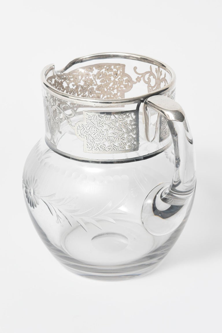 Silver Overlay Floral Etched Clear Glass Water Pitcher Jug Decanter In Fair Condition For Sale In Miami Beach, FL