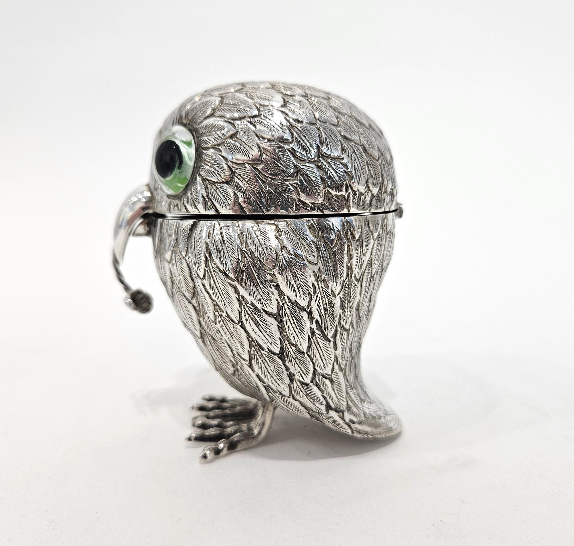 Pot à moutarde en argent avec inhabituelle cuillère de service à œils verts et escargots, vers 1930 en vente 4