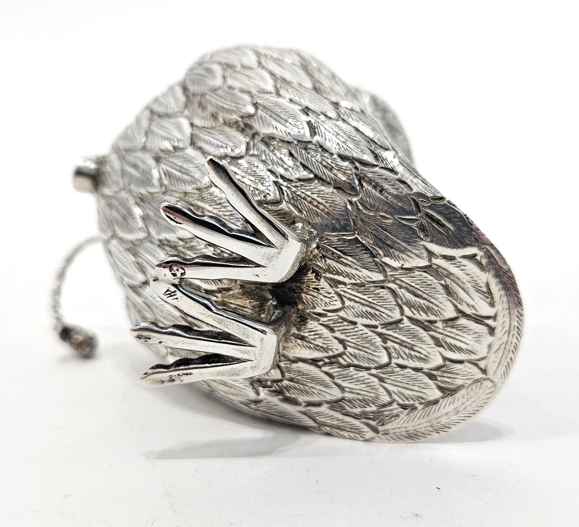 Pot à moutarde en argent avec inhabituelle cuillère de service à œils verts et escargots, vers 1930 en vente 10