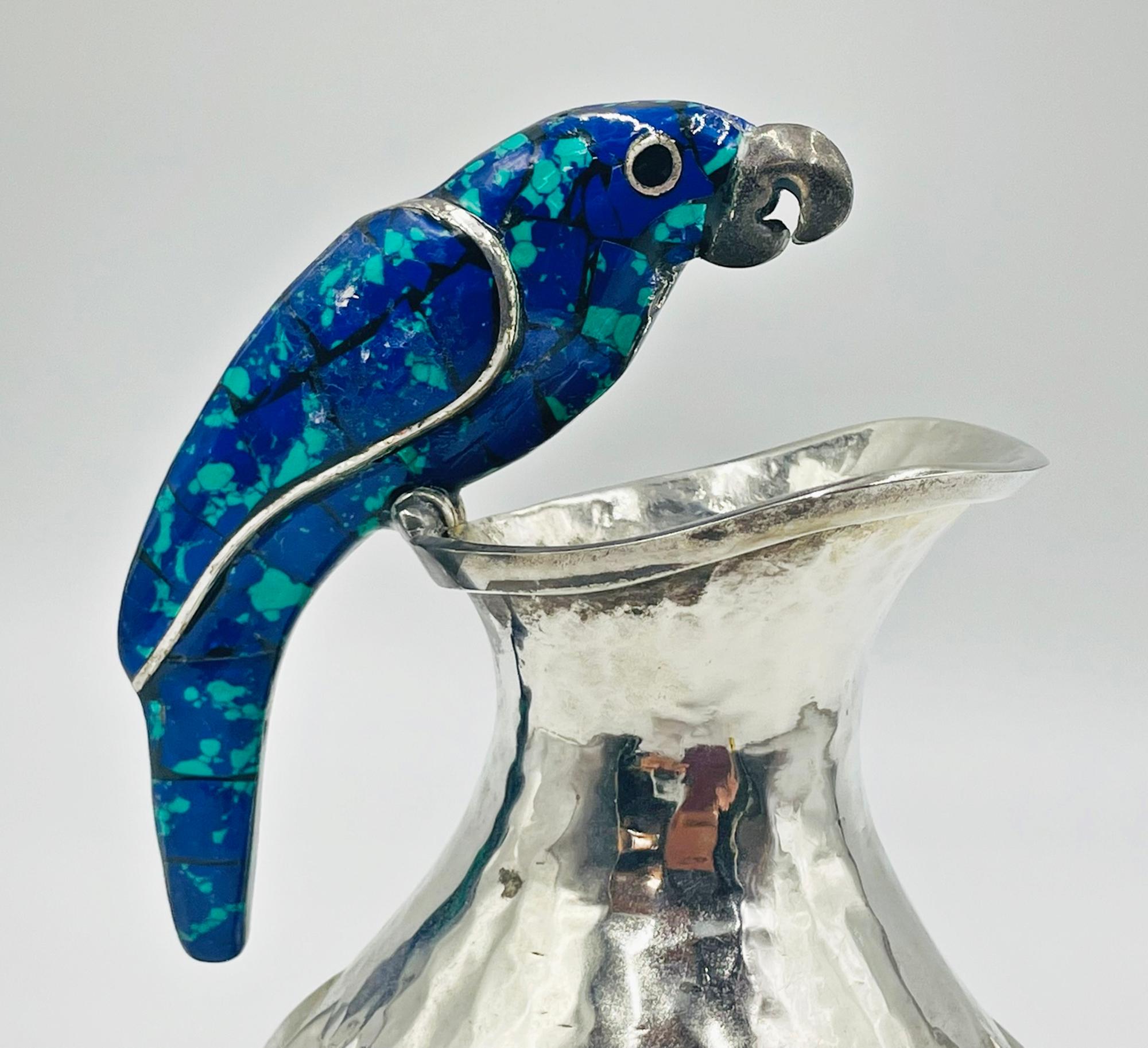 Brocca a forma di pappagallo in argento con intarsio di lapis e turchese, Los Fajardo, anni '60 in vendita 7