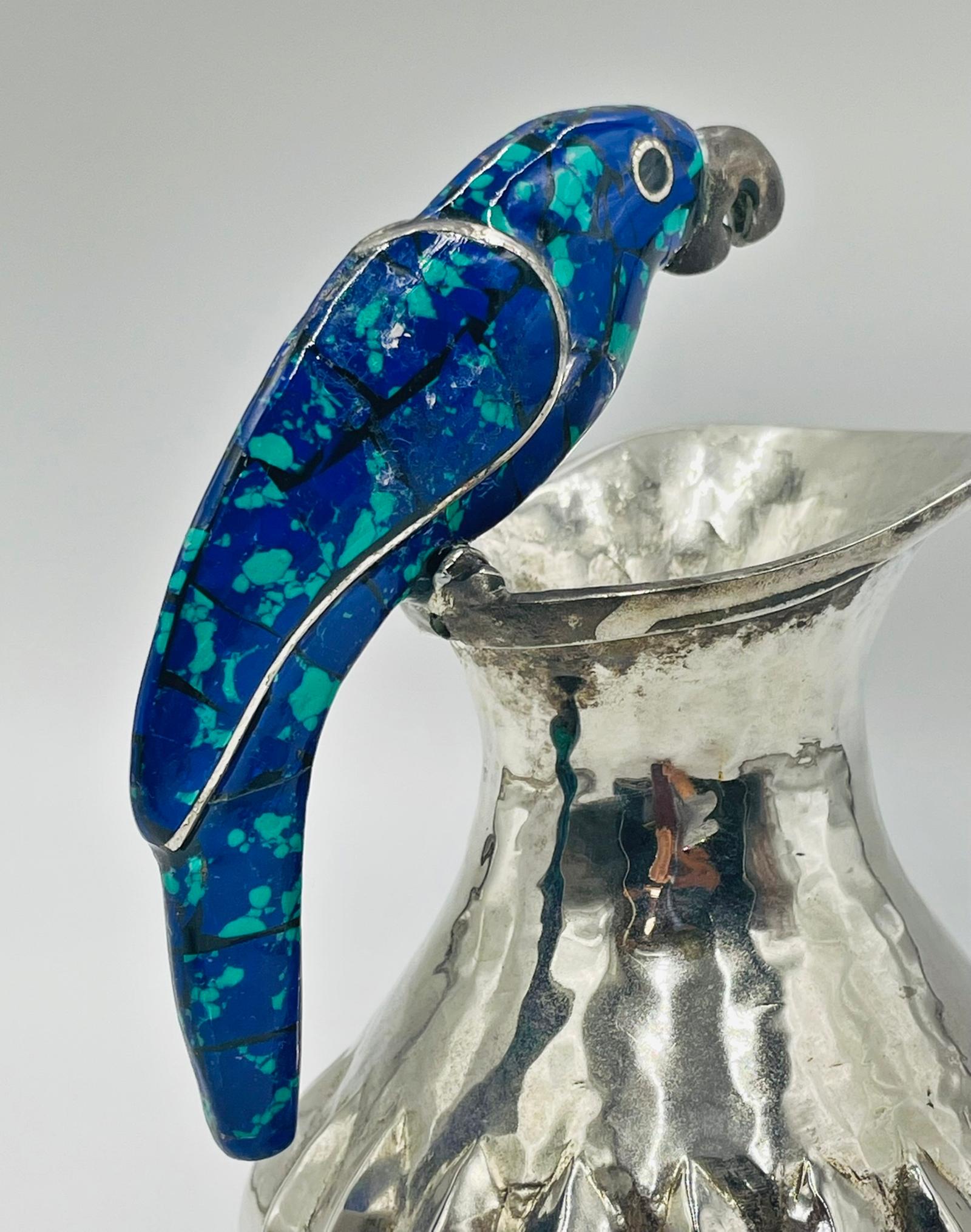 Brocca a forma di pappagallo in argento con intarsio di lapis e turchese, Los Fajardo, anni '60 in vendita 12