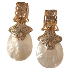 Boucles d'oreilles en argent et perles plaquées or