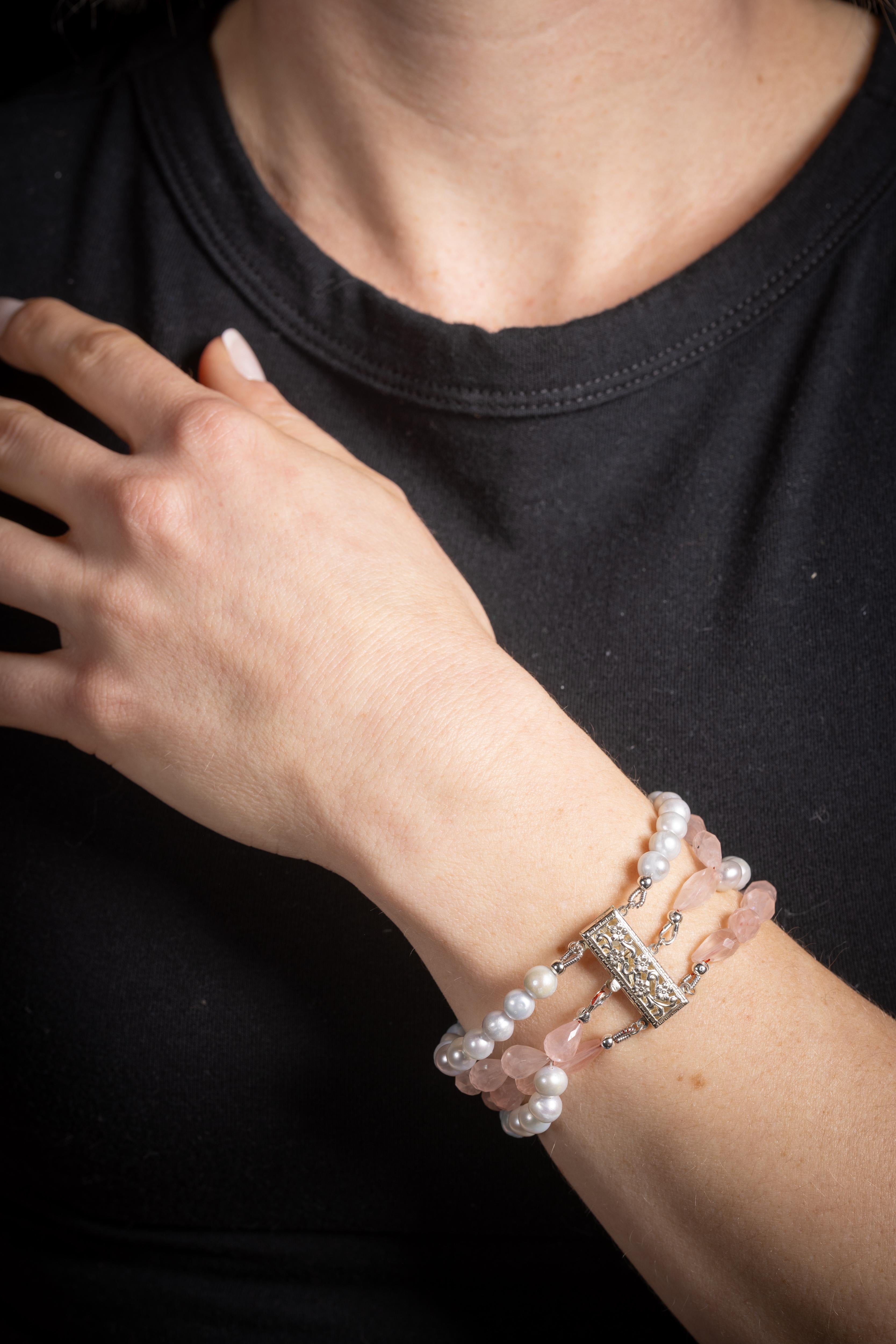 Bracciale di perle d'argento e quarzo rosa con perline in vendita 1