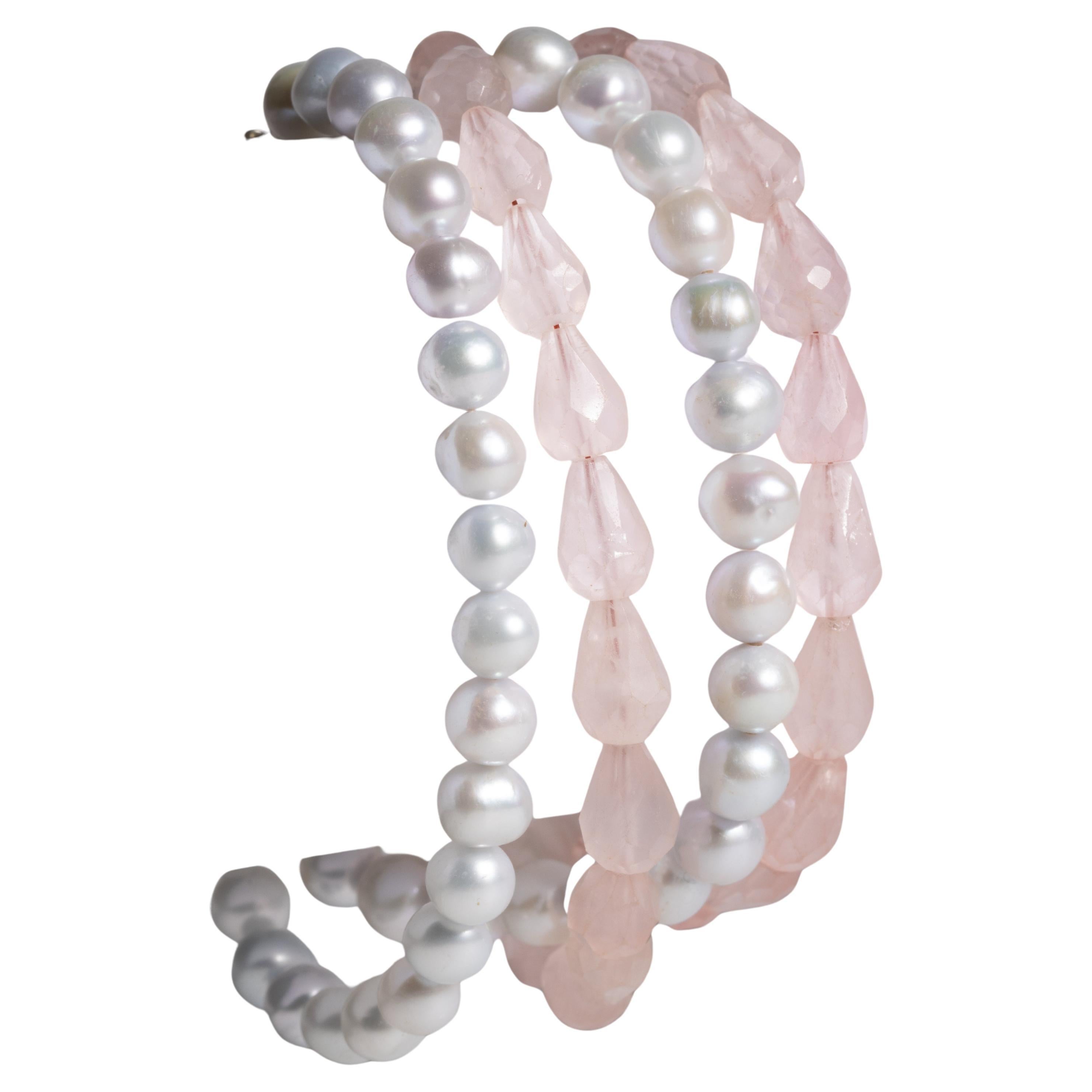 Bracciale di perle d'argento e quarzo rosa con perline in vendita