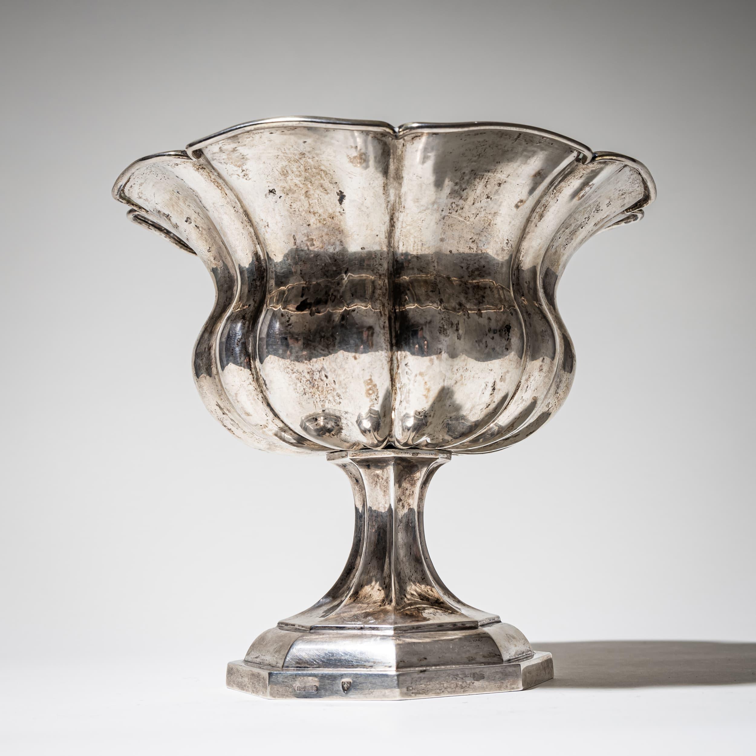Bol à piédestal en argent, Munich, 1843 Bon état - En vente à Greding, DE