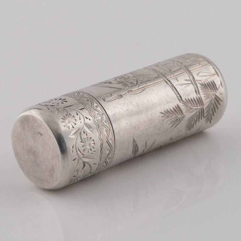 Silver Perfume Bottle with Little Bo-Peep London 1886 In Good Condition For Sale In Tunbridge Wells, GB