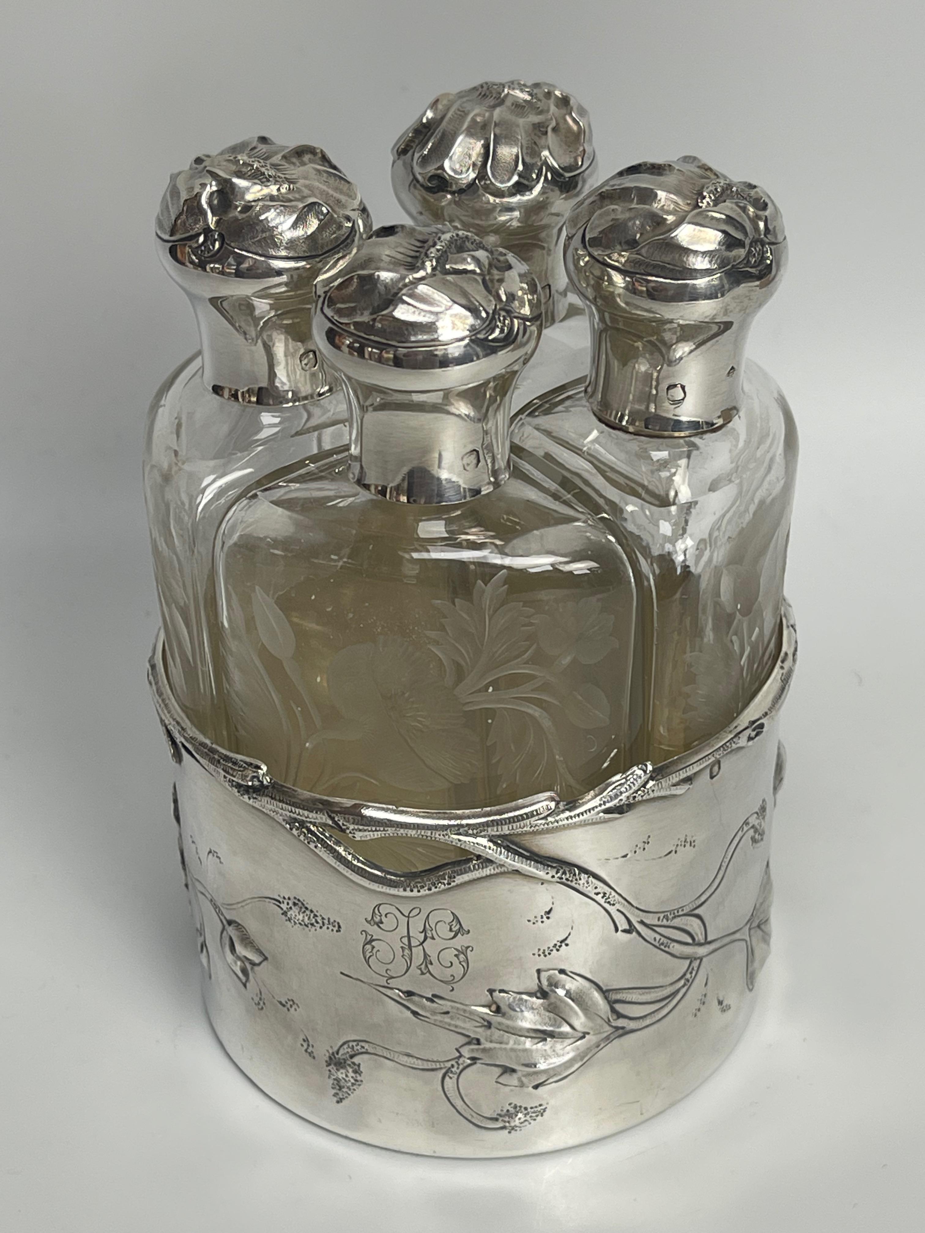 Silber Parfüm-Set 4 Jugendstil-Flaschen (Art nouveau) im Angebot
