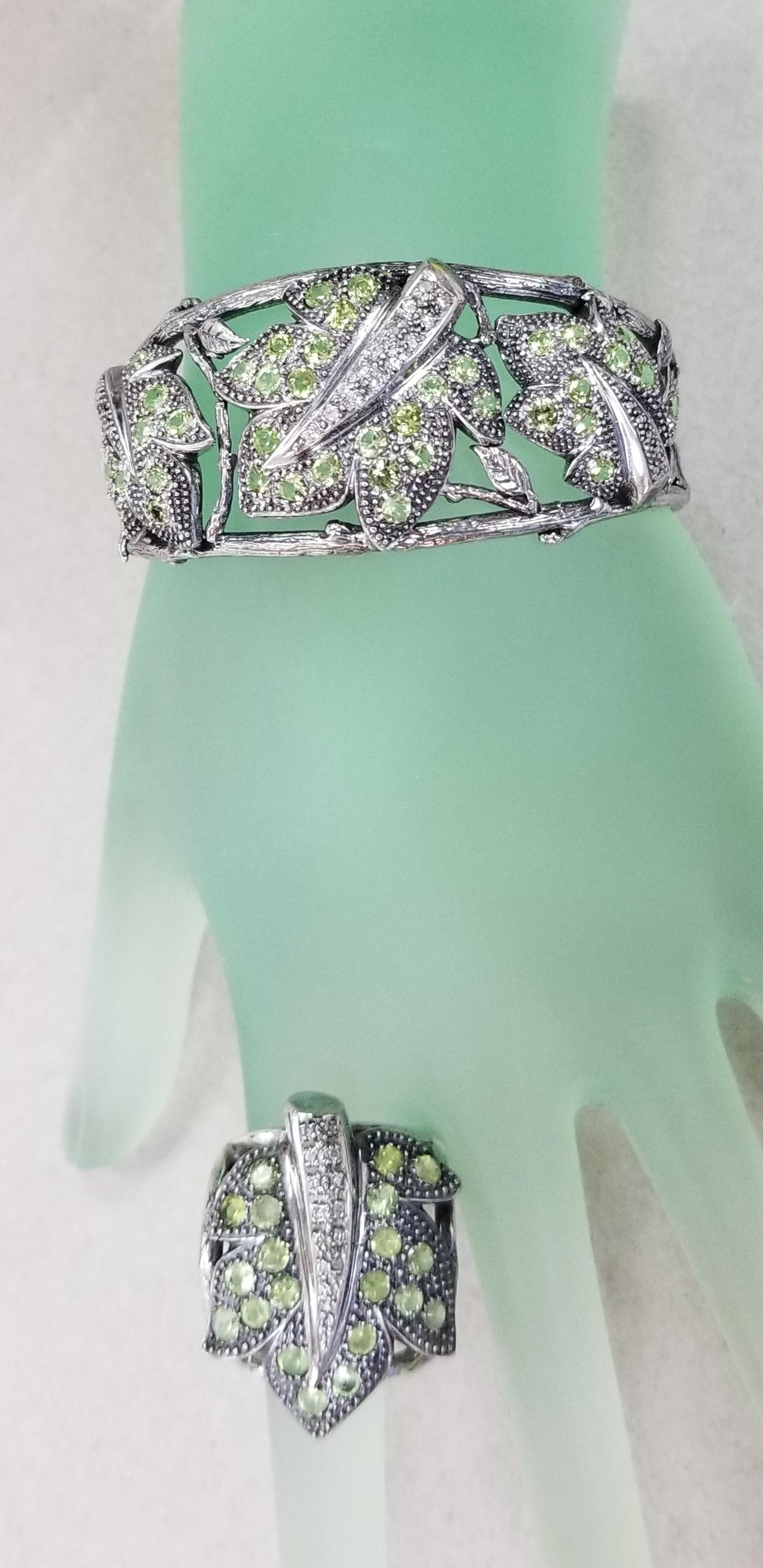 Silver Peridot and White Sapphire Leaf Cuff and Ring For Sale 2