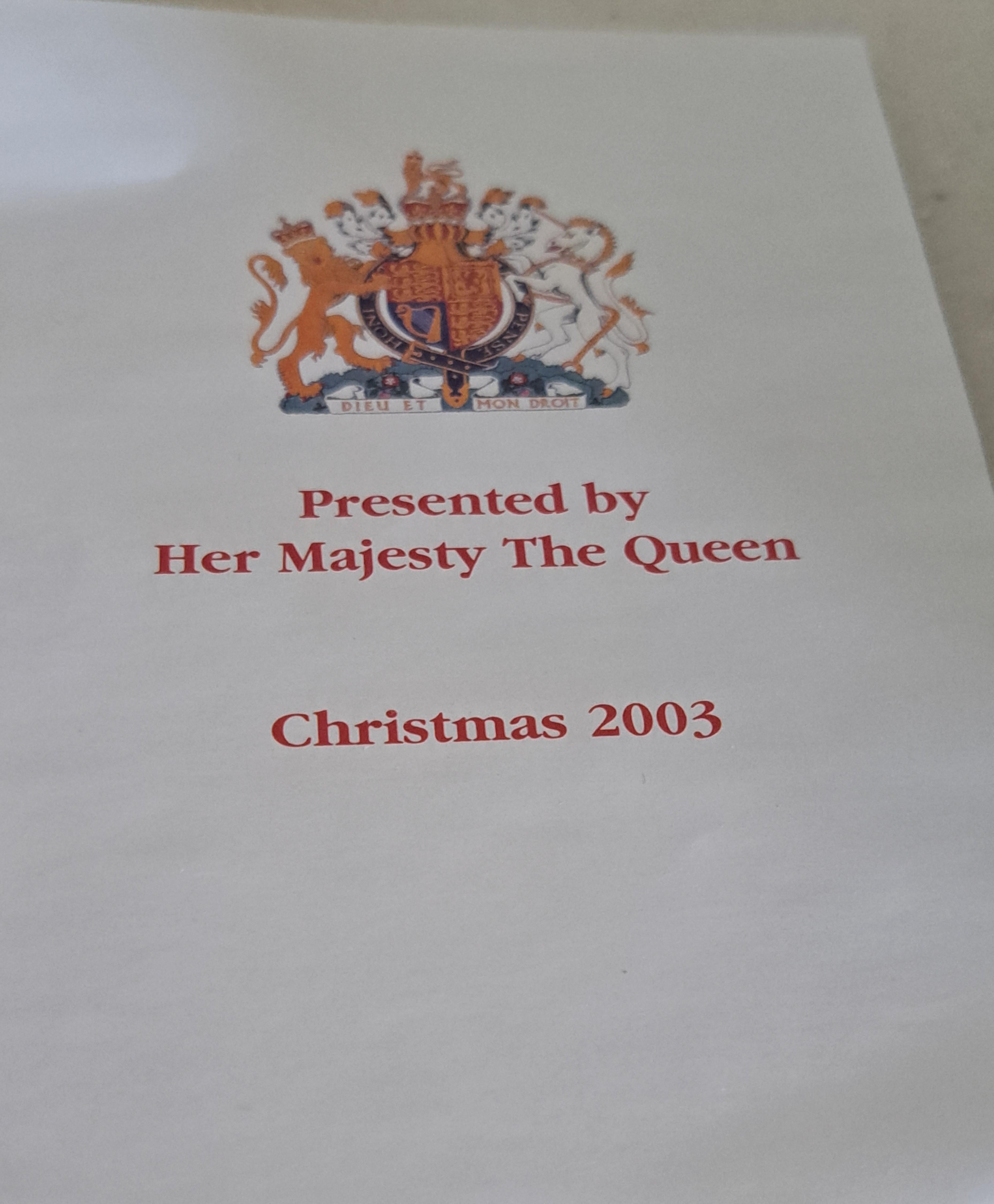 XXI secolo e contemporaneo Portafoto in argento Queen Elizabeth II Household Staff Regalo di Natale in vendita