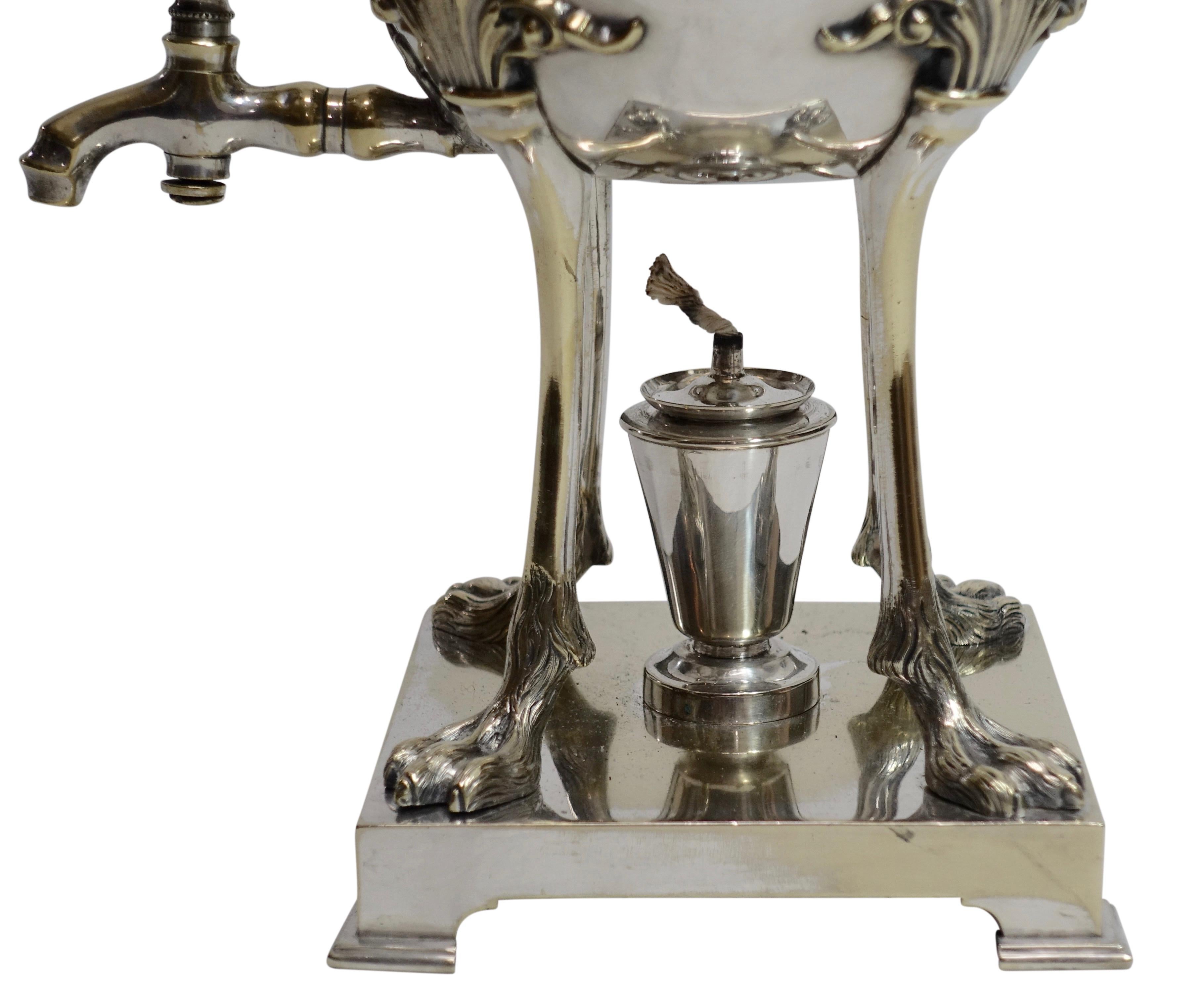 Silber versilberte Aesthetic Movement Hot Water Urne Samovar, Amerikanisches 19. Jahrhundert im Zustand „Gut“ im Angebot in San Francisco, CA