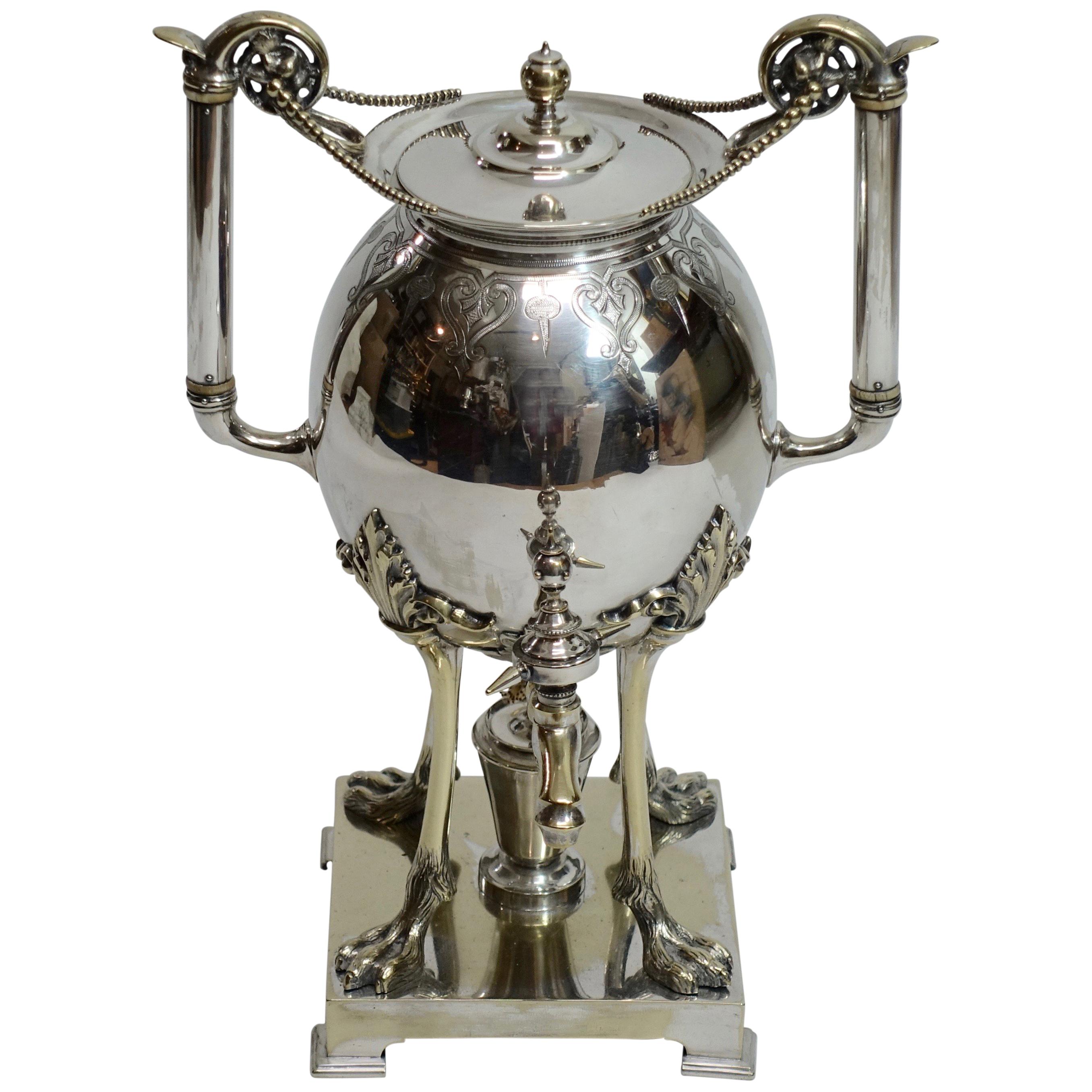 Samovar con urna de agua caliente Silver Plate Aesthetic Movement, Siglo XIX americano en venta