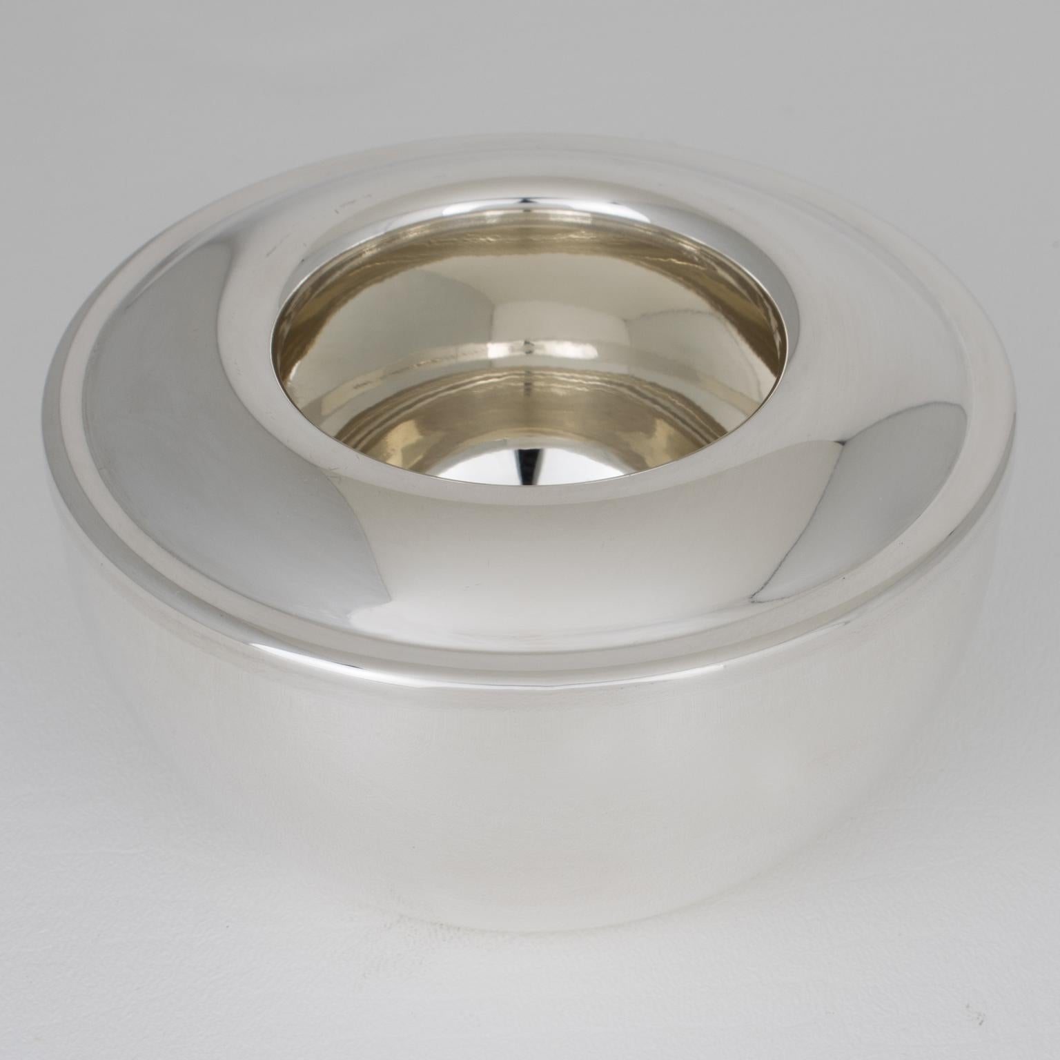 Fine XX secolo Server per piatti Tete-a-Tete Caviar Bowl in argento e cristallo di Gelb, Paris in vendita