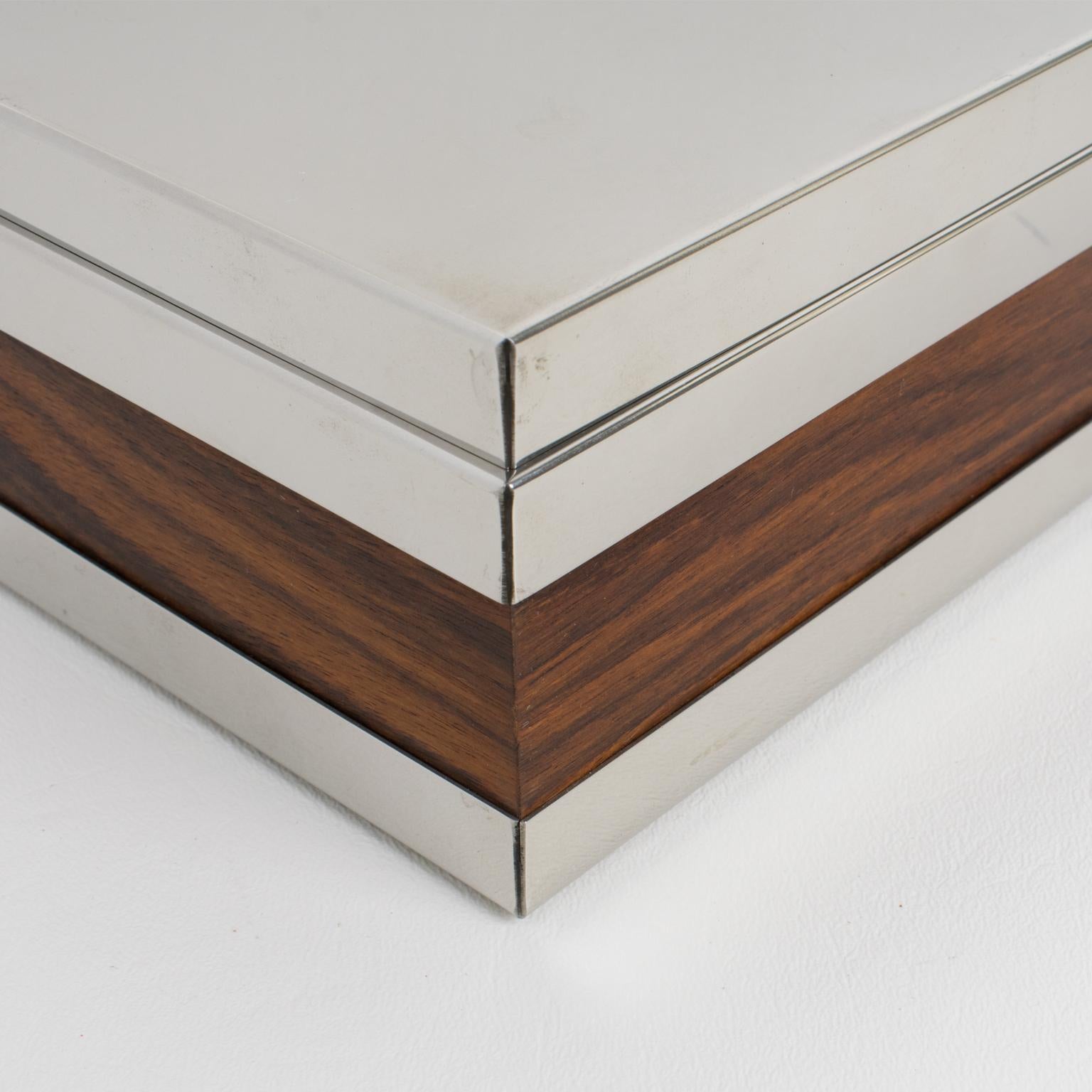 Scatola in argento e legno con decorazioni in lastre di agata, circa 1980 in vendita 1