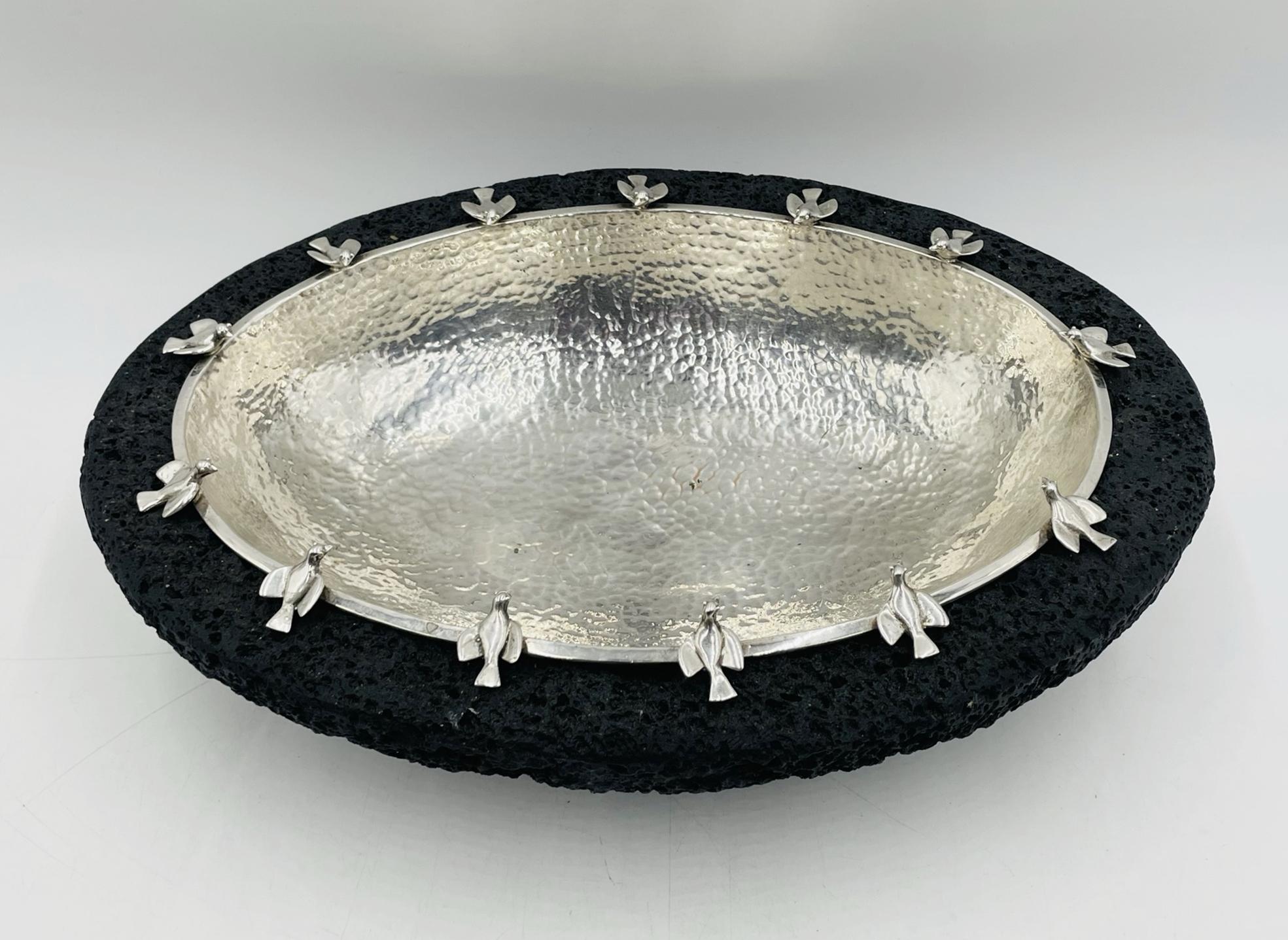 Hand-Crafted Silver-Plate Bowl with Bird Detail on Volcanic Rock baseby Emilia Castillo For Sale