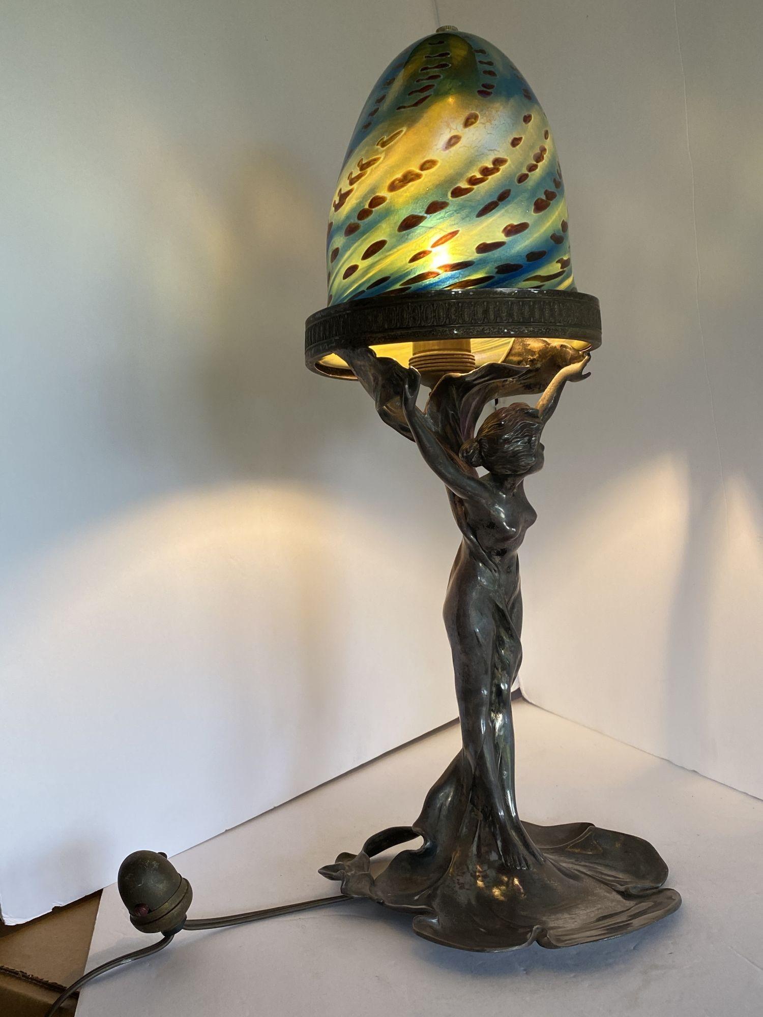 Silver Plate Bronze Nude Female Art Nouveau Lamp w/ Iridescent Art Glass Shade In Excellent Condition In Van Nuys, CA