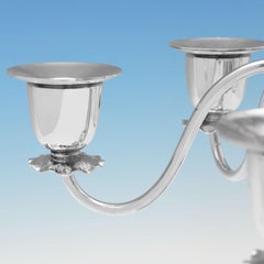 Candelabro de plata antigua de época estética de Hukin and Heath, circa 1880