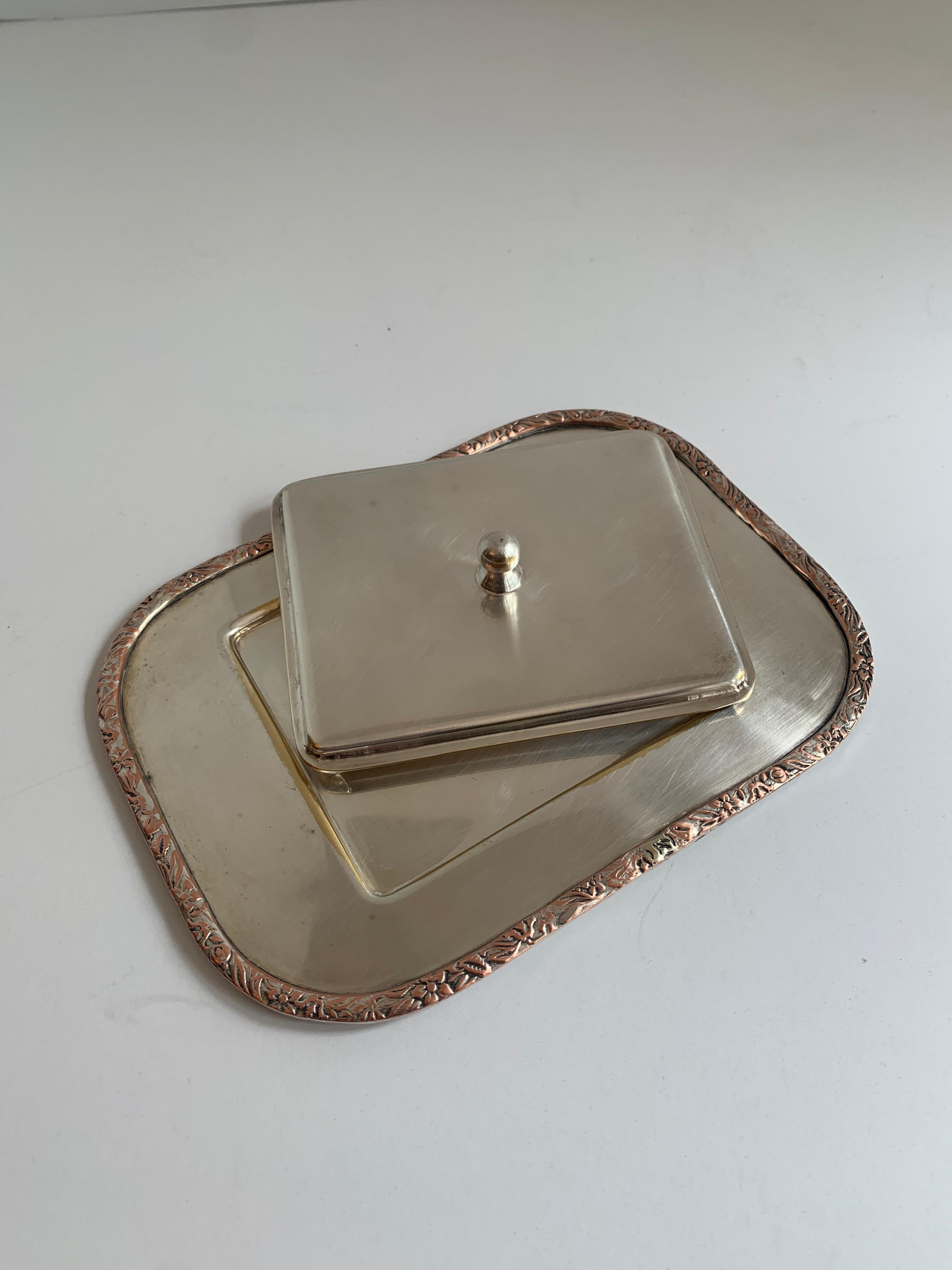 Silver Plate Card Holder In Good Condition In Los Angeles, CA