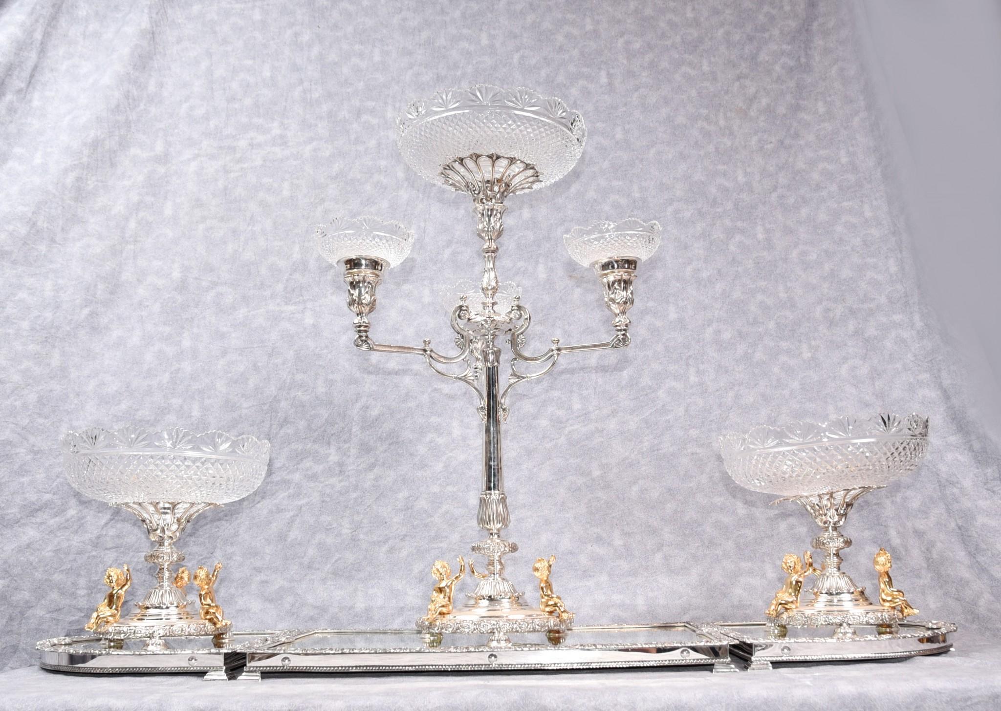 Silver Plate Centrepiece Epergne, Sheffield Glass Tray Cherub Dish For Sale 7