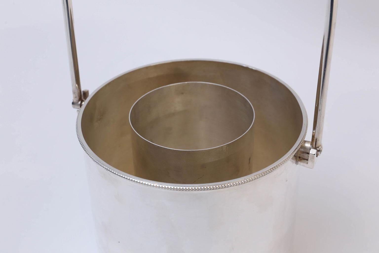 Silver Plate Champagne Bucket and Corker In Good Condition For Sale In Houston, TX