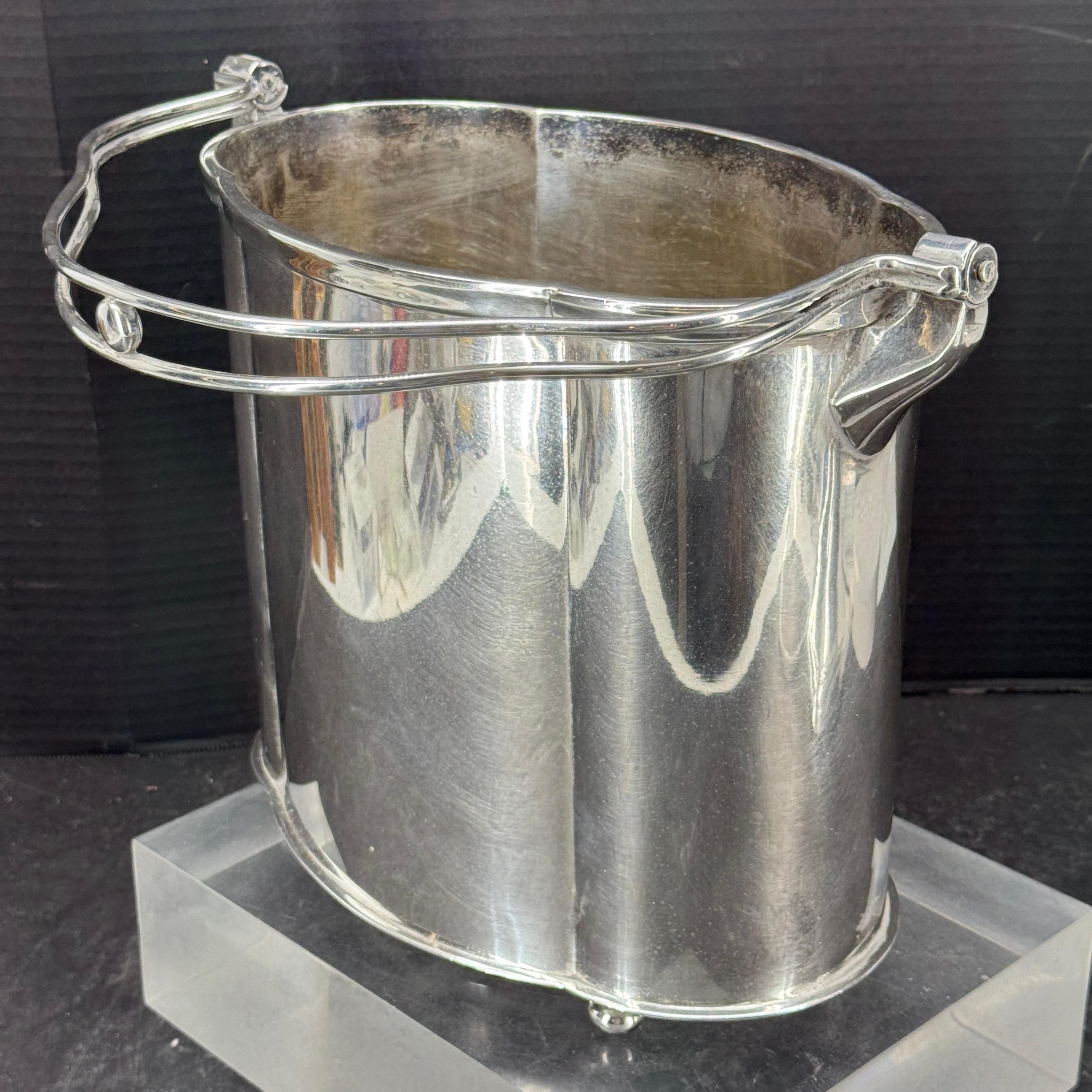Secchiello da vino da terra per champagne in argento con supporto in vendita 7