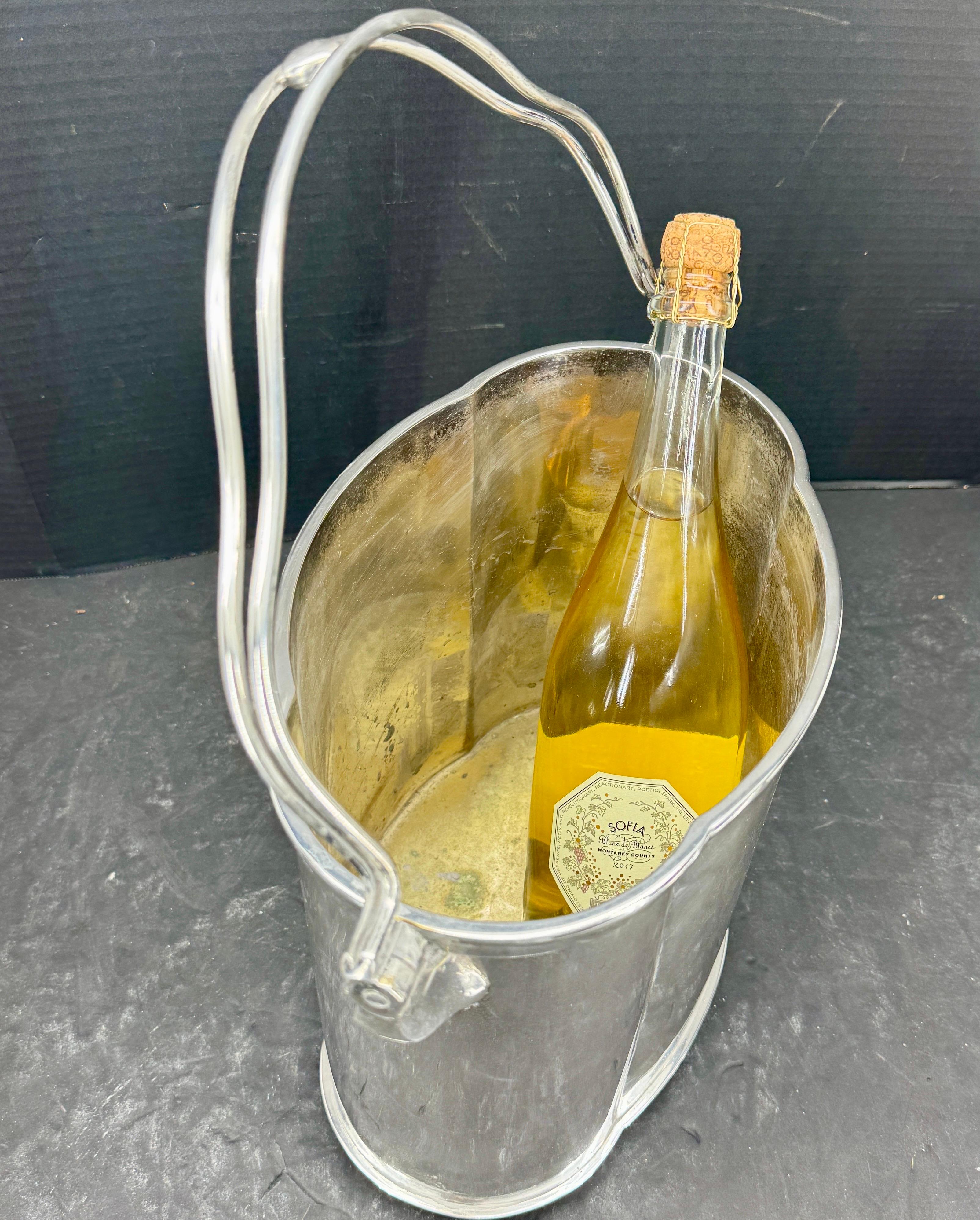 Secchiello da vino da terra per champagne in argento con supporto In condizioni buone in vendita a Haddonfield, NJ