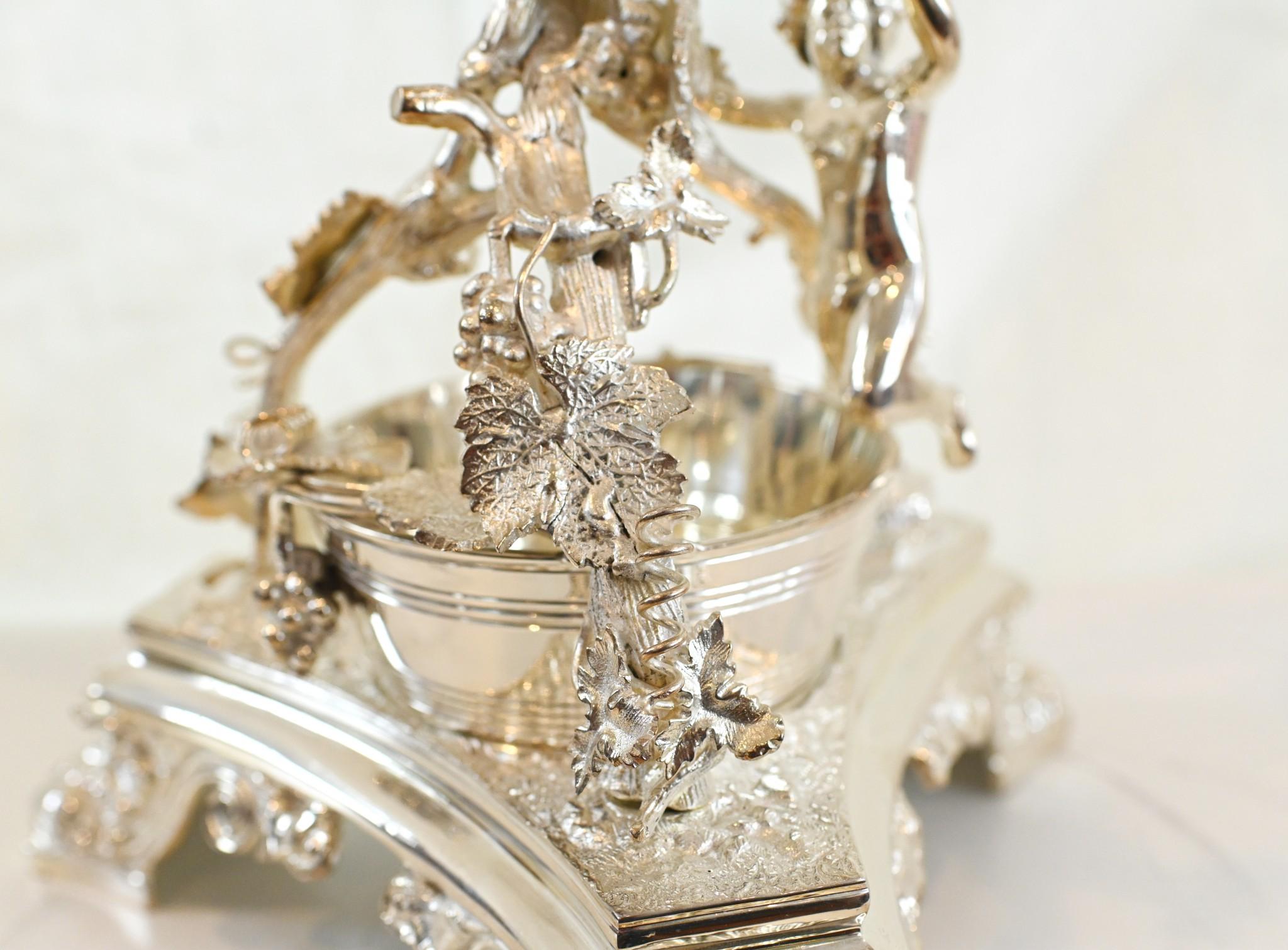 Silver Plate Cherub Centrepiece Sheffield Epergne Glass Bowl For Sale 10