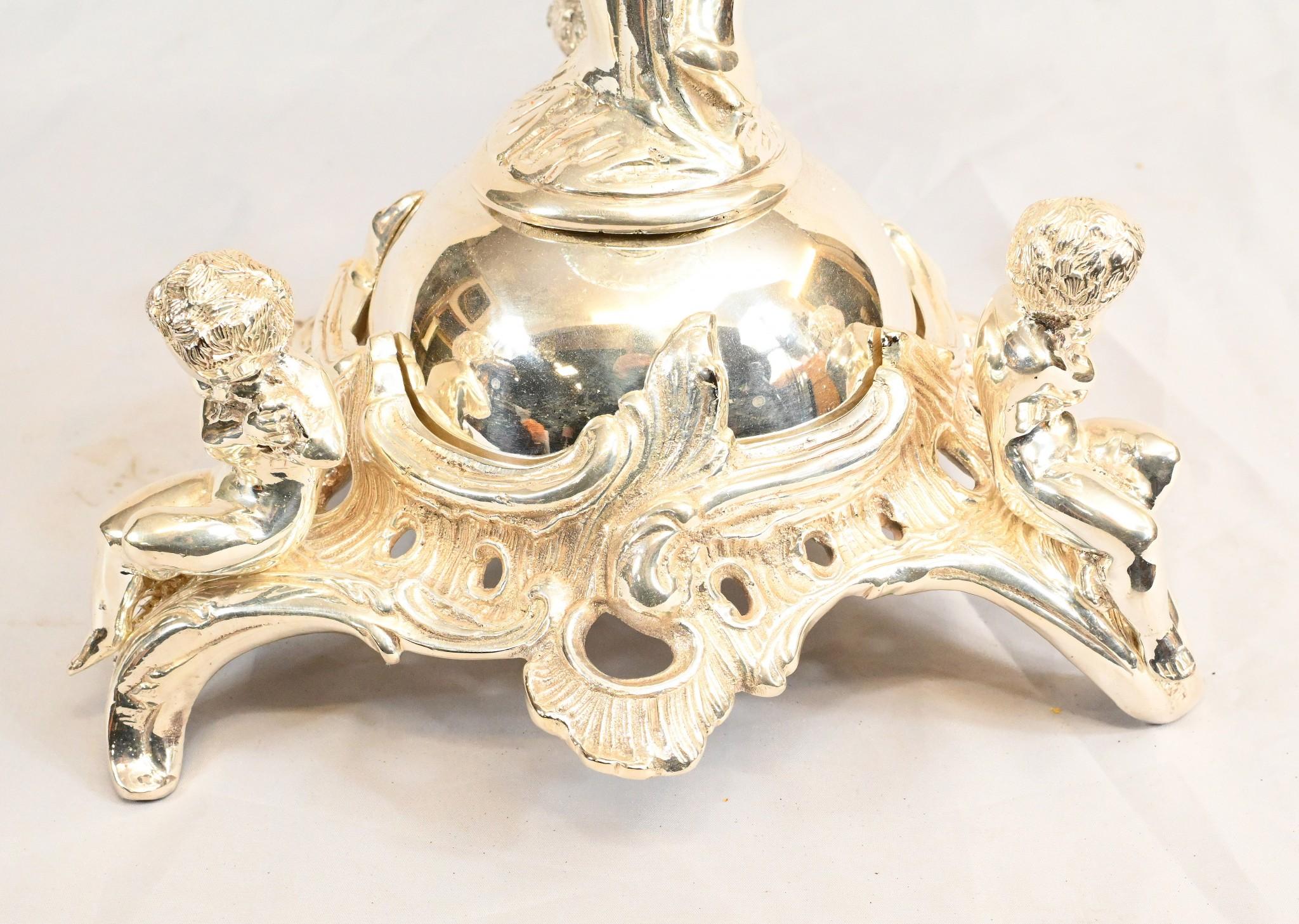 Silver Plate Cherub Epergne Glas Teller Stand Centrepiece Vase im Angebot 5