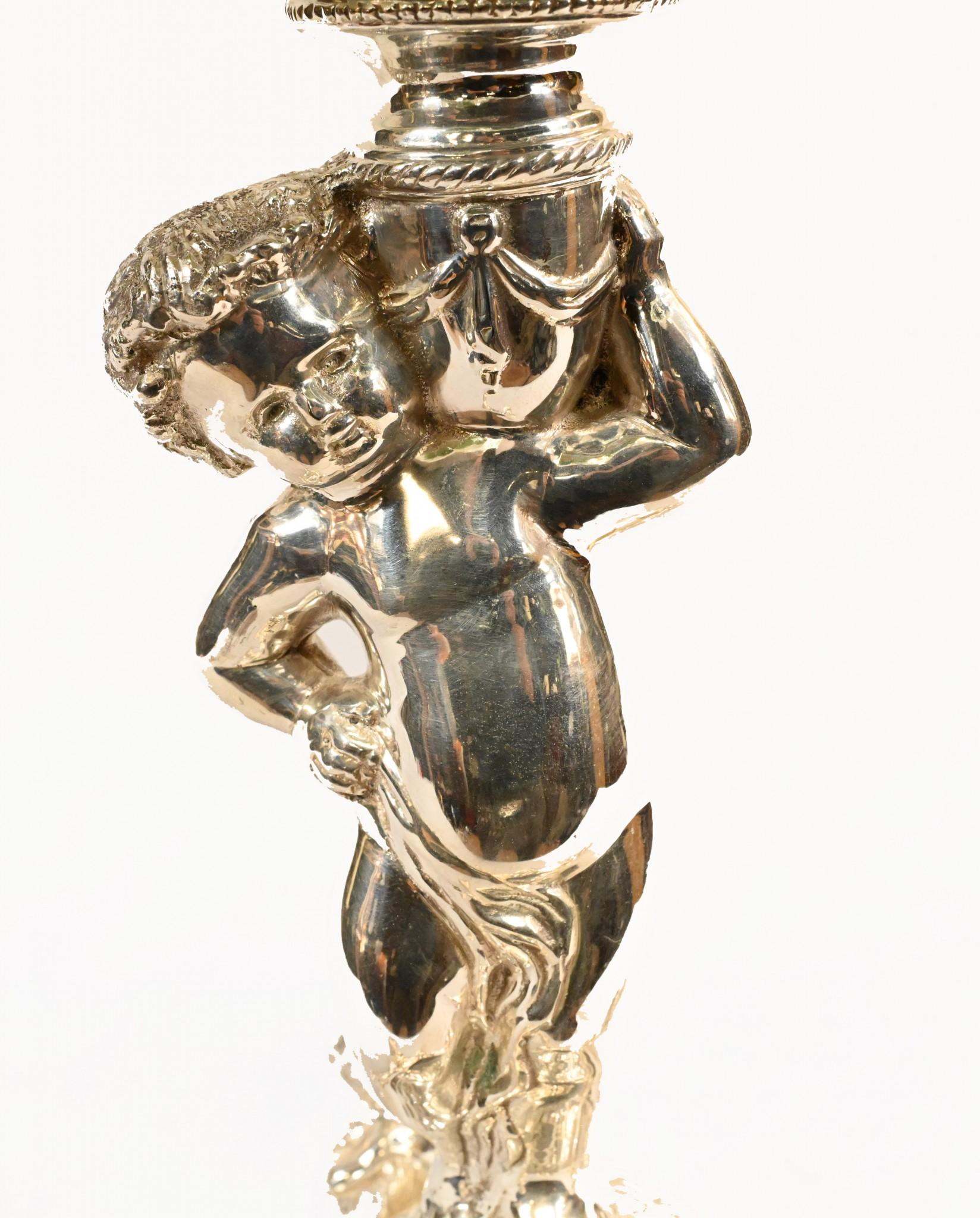 Silver Plate Cherub Epergne Glas Teller Stand Centrepiece Vase im Angebot 1