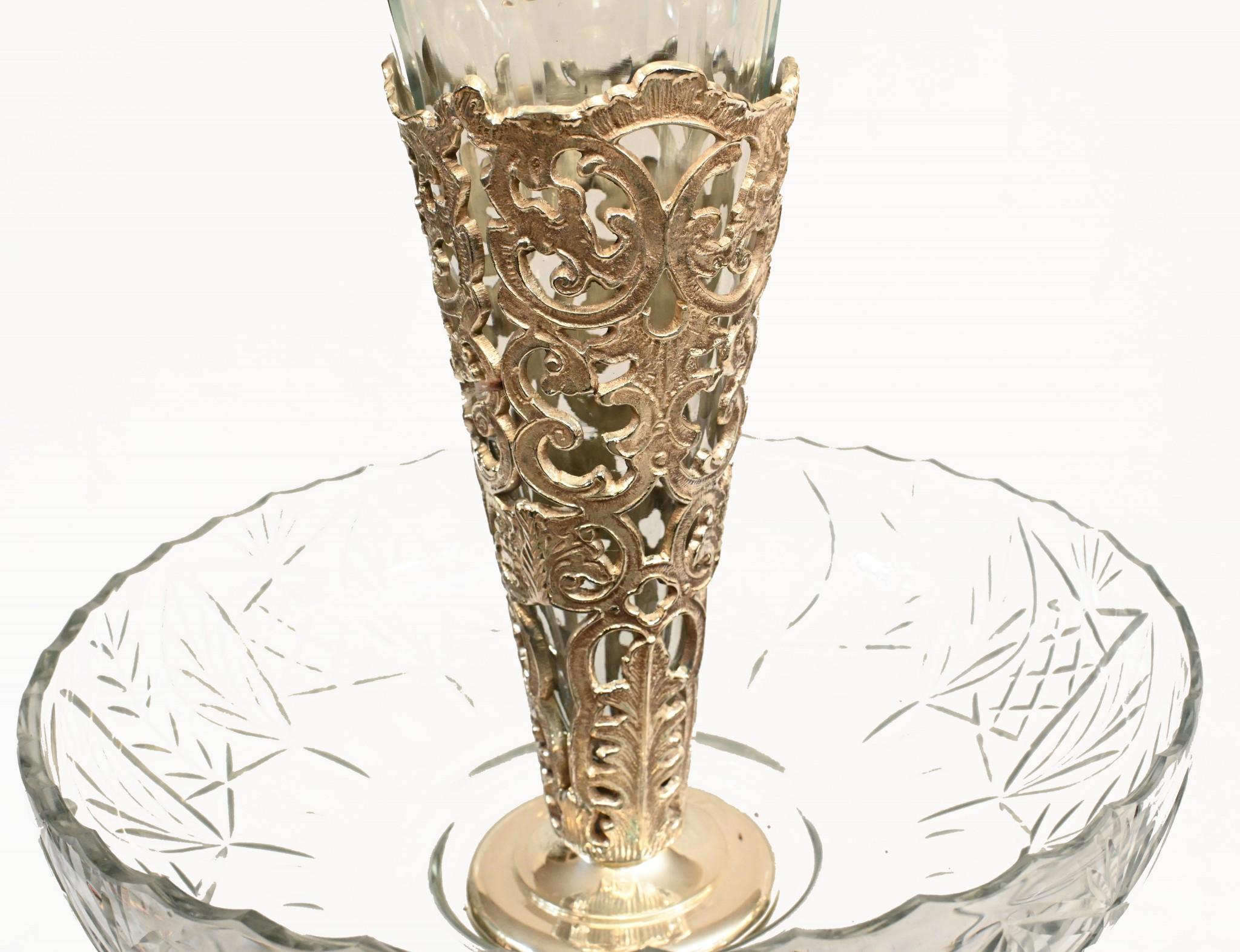 Silver Plate Cherub Epergne Glas Teller Stand Centrepiece Vase im Angebot 4